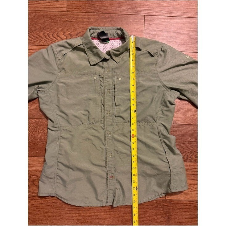 The North Face Womens XL Sage Green Long Sleeve Hiking Button Down Shirt Venting