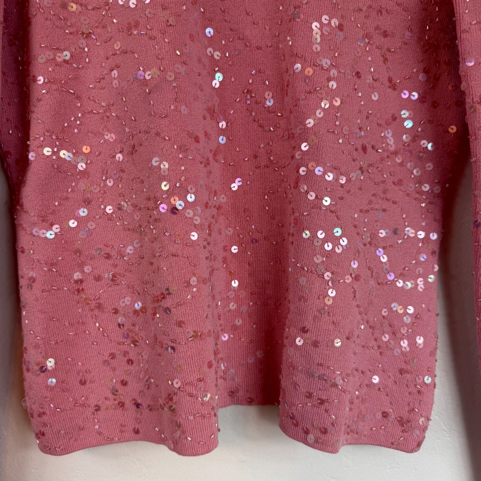 Vintage Classiques Entier Sequin Silk Sequin Beaded Top Pink Mock Neck Y2K M