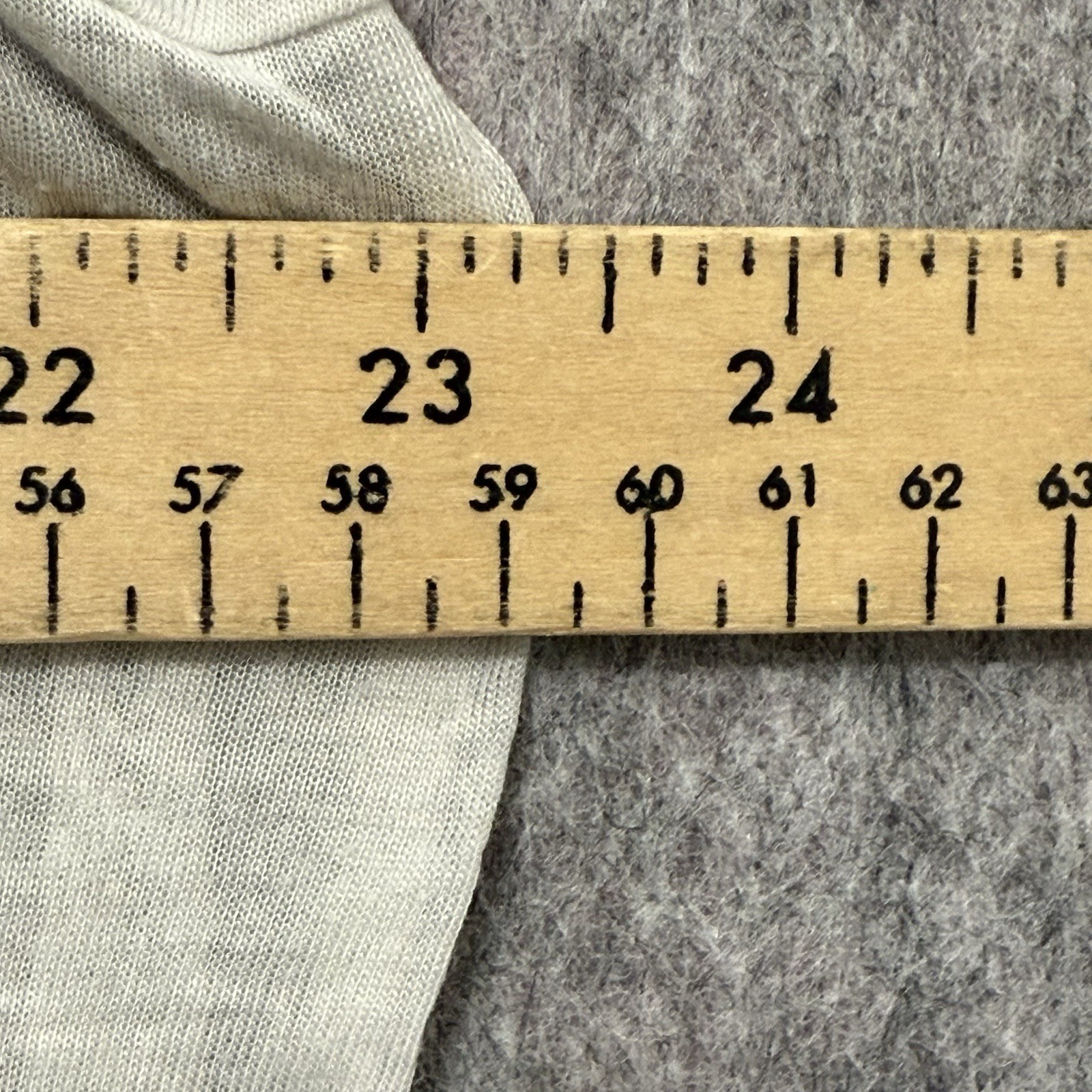 Maurices Women’s XXL Adventure Is In Your Backyard Graphic Tee Gray Casual Top