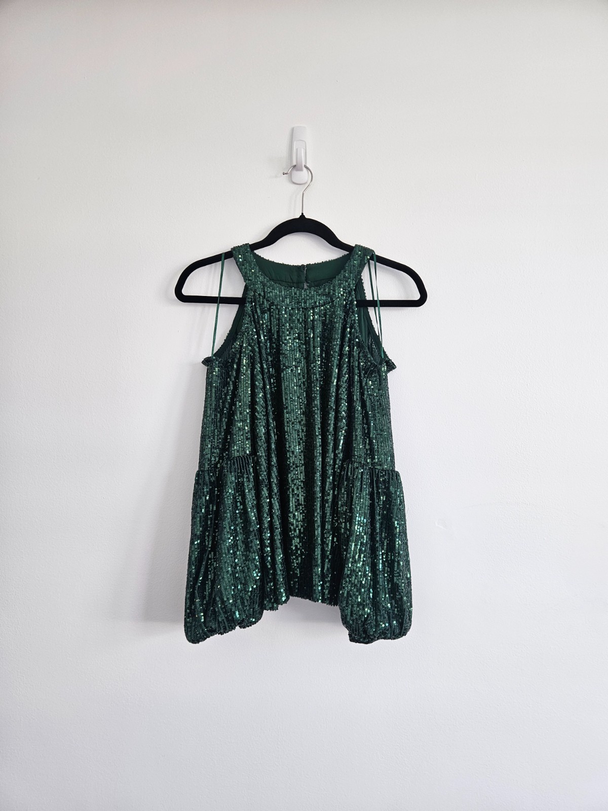 CeCe M Medium Green Sequin Cold Shoulder Blouse Puff Sleeves