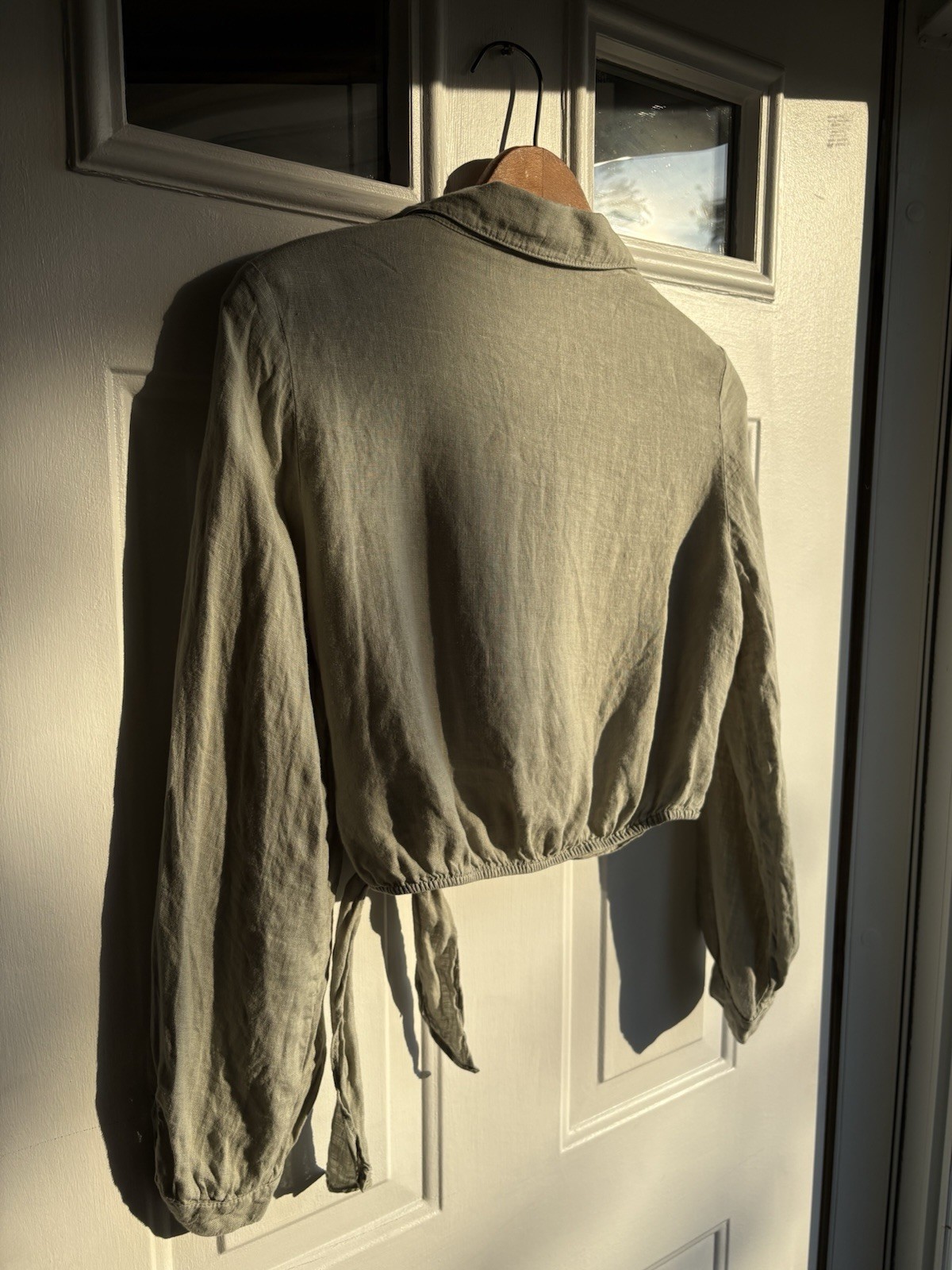 ZARA Women’s S 100% Linen Light Sage Green Cropped Tie Front Blouse