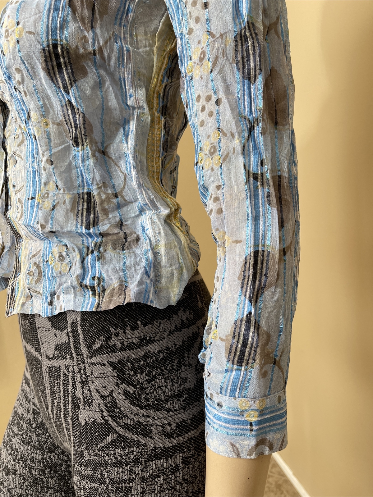 Women’s Light Blue Floral Polyester Casual Strip Pleat Size S Button Blouse Top
