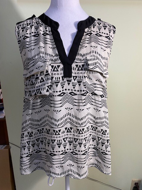 Faith & Joy Women’s Multicolor Printed V-Neck Sleeveless Blouse Size S Bohemian