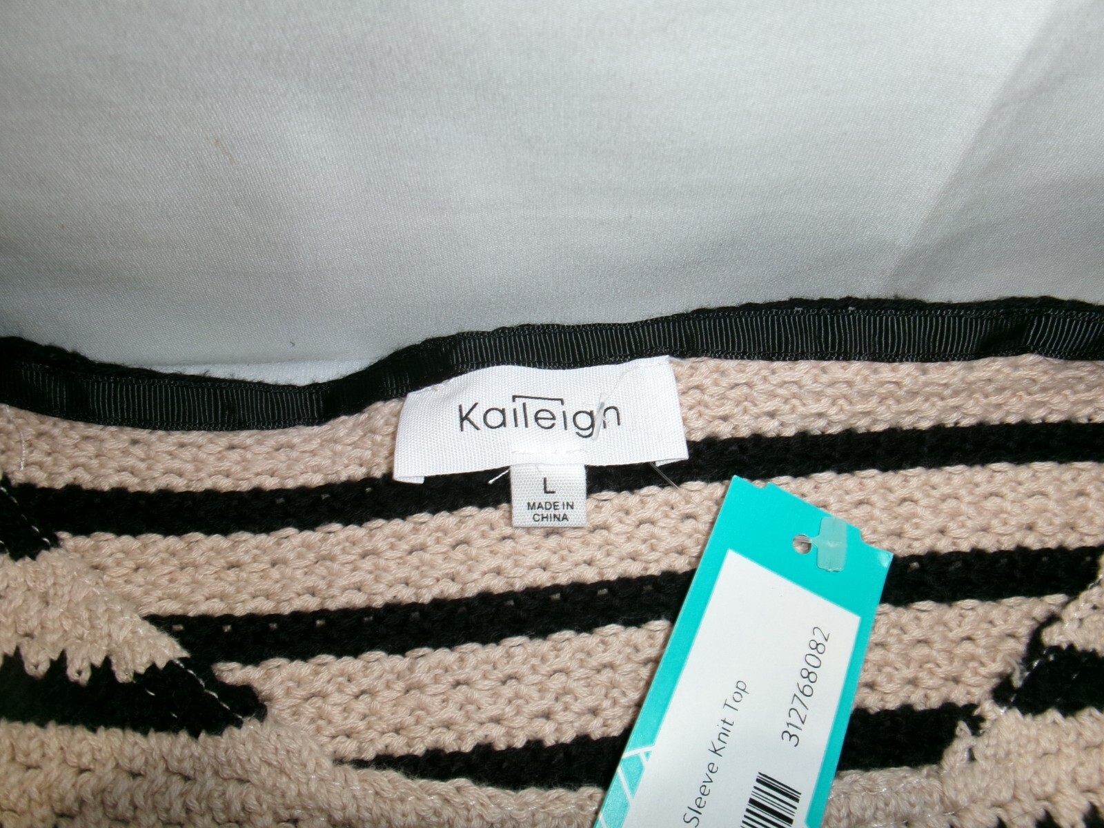 H313 KAILEIGH Galway Long Sleeve Knit Top Taupe Womens Size Large