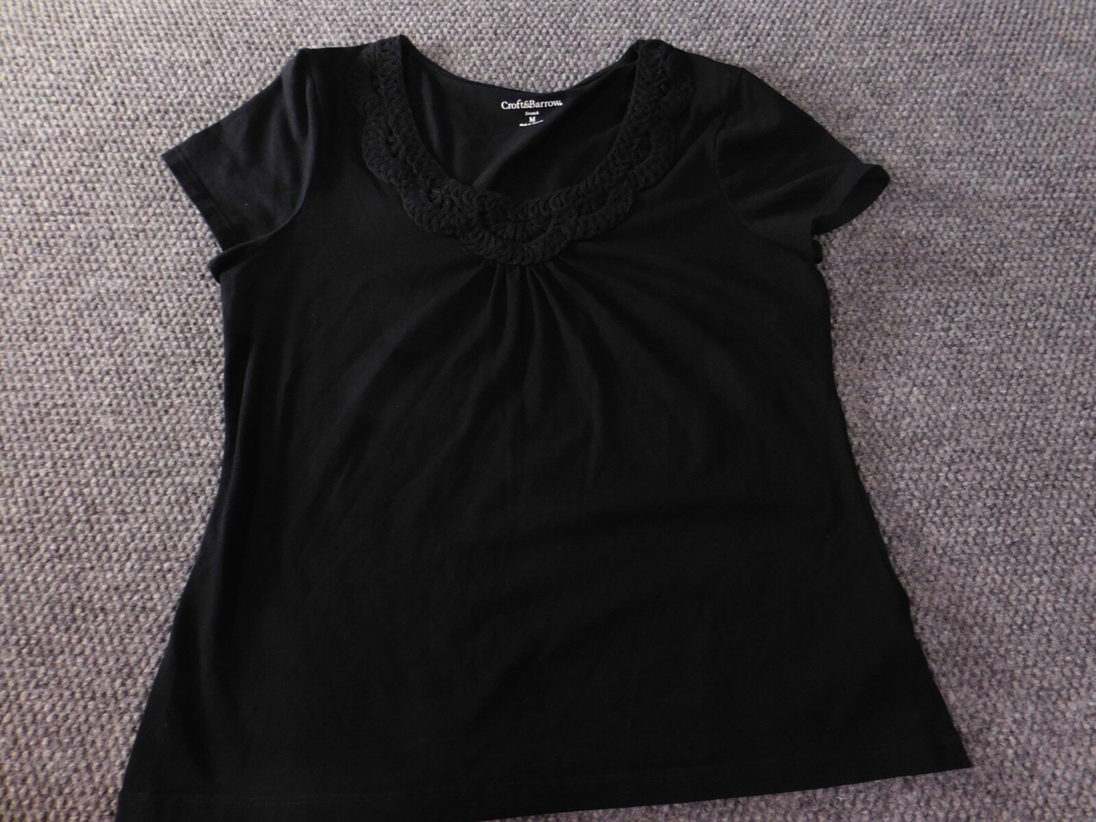 Croft & Barrow Womens Blouse medium Black pullover top stretch