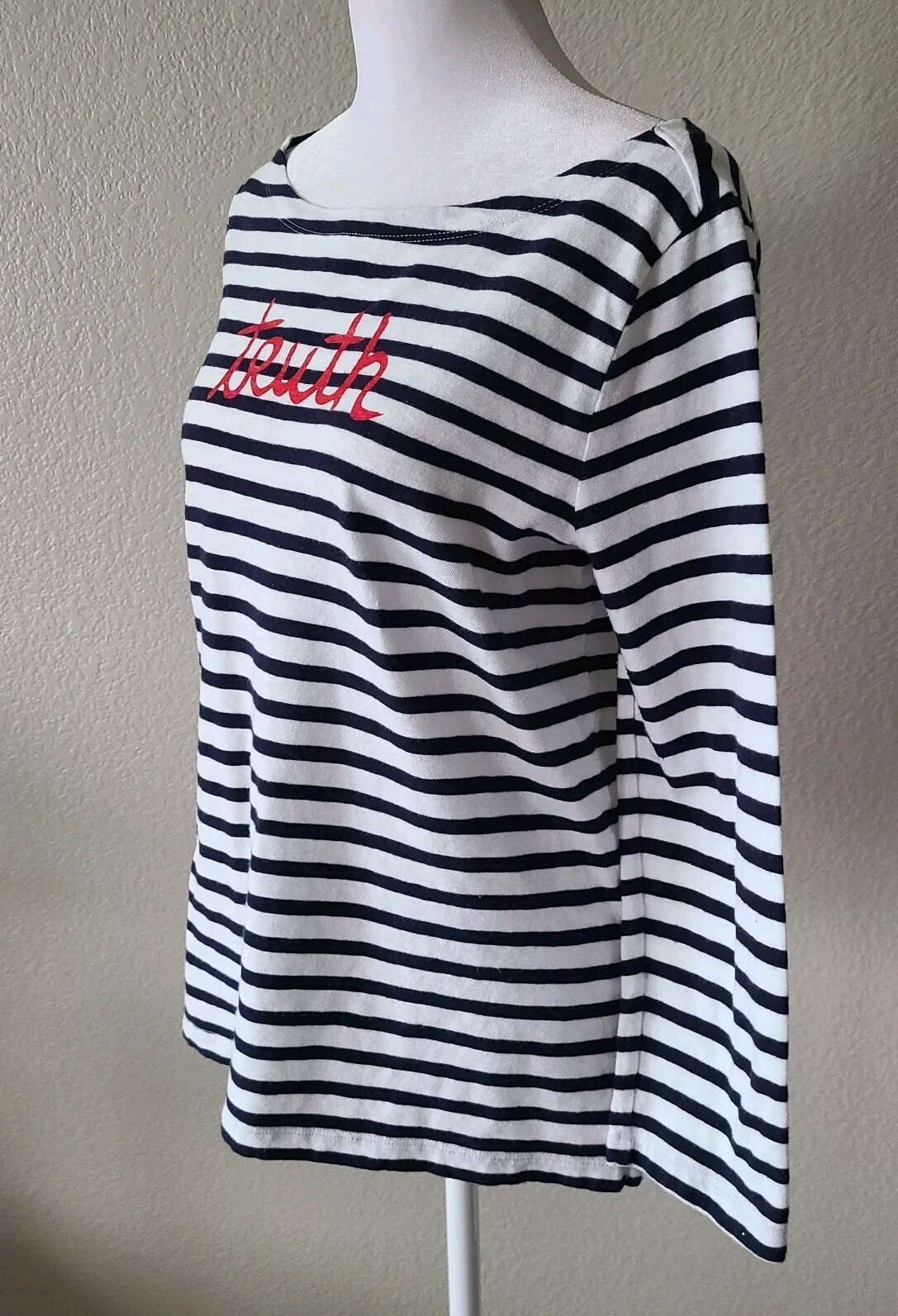 J. Crew Women T Shirt Small Striped ” Truth ” Tee Navy White Boat Neck Nautical