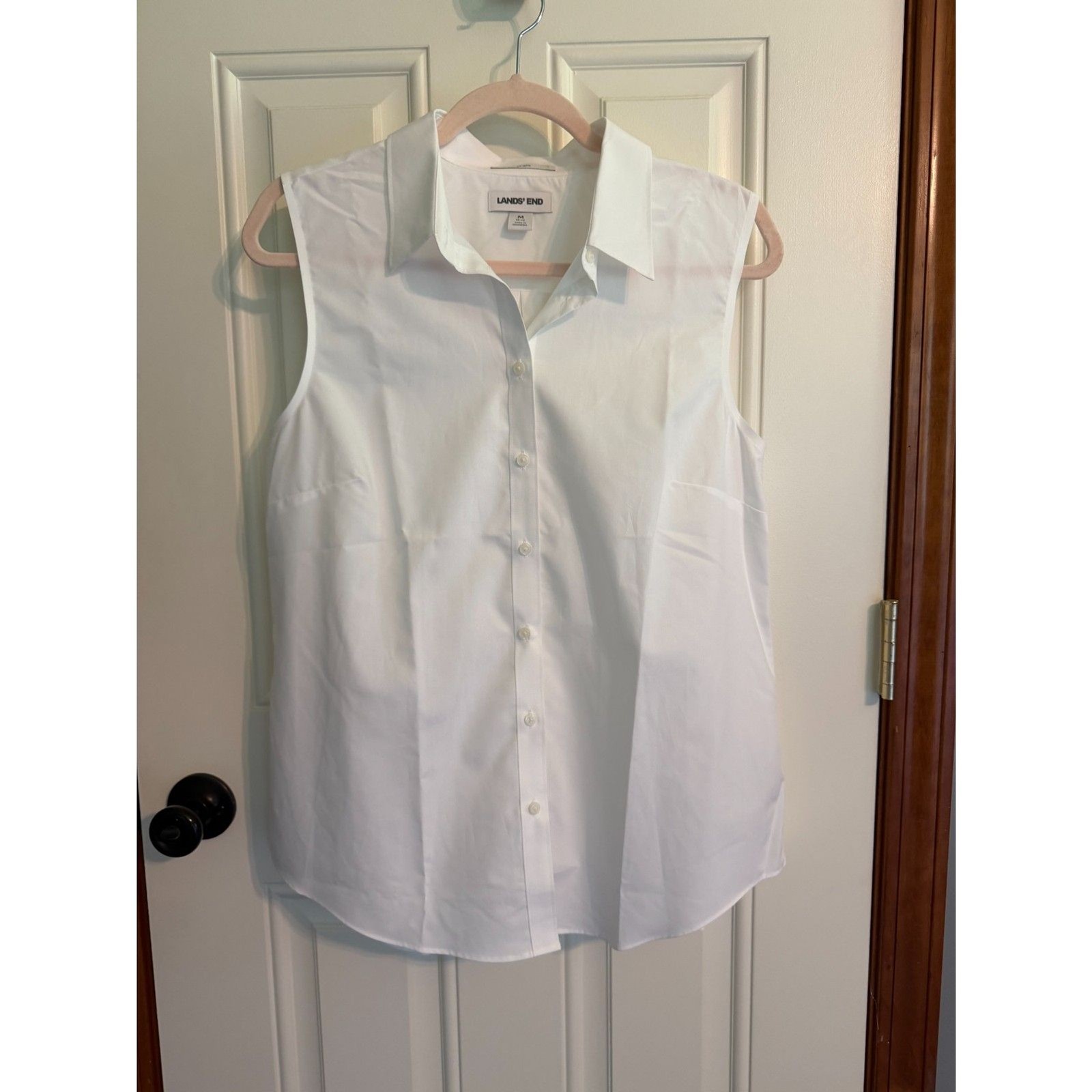 Lands’ End Wrinkle Free No Iron Sleeveless Shirt M NWOT