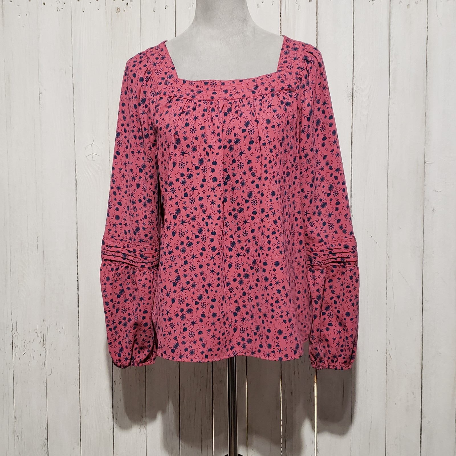 LC Lauren Conrad Boho Top M Pink Floral LS Square Neck Pintuck Cottage Romantic