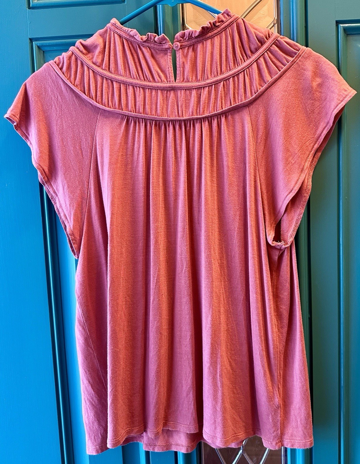 Loft Outlet Dusty Rose Ruched Yoke Blouse Sz Medium Ruffle Cap Sleeve
