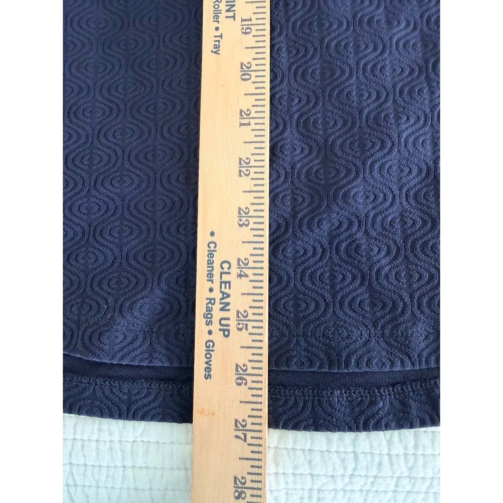 J.McLaughlin Navy Blue Textured Jacquard V-Neck Blouse Long Sleeve Womens Medium