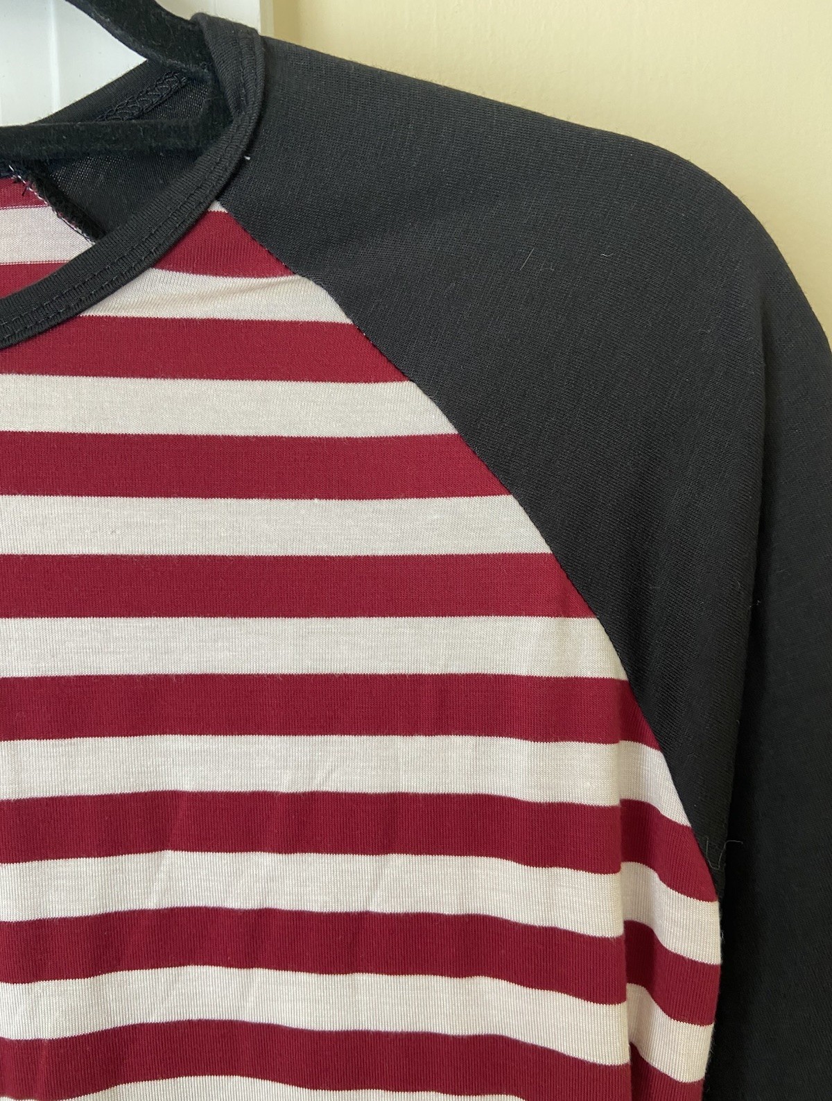 NWT LulaRoe Randy Tee 3/4 Length Sleeve Red/White striped, Black Sleeves Size S