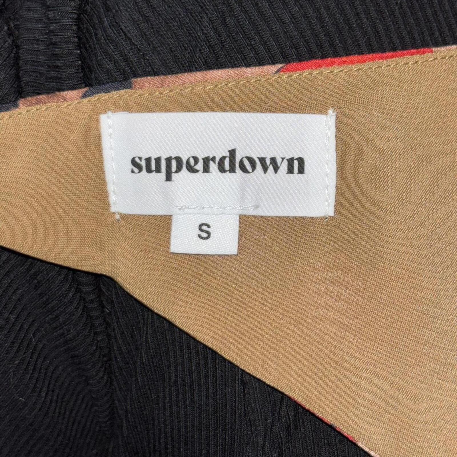 Superdown Women’s Halter Top