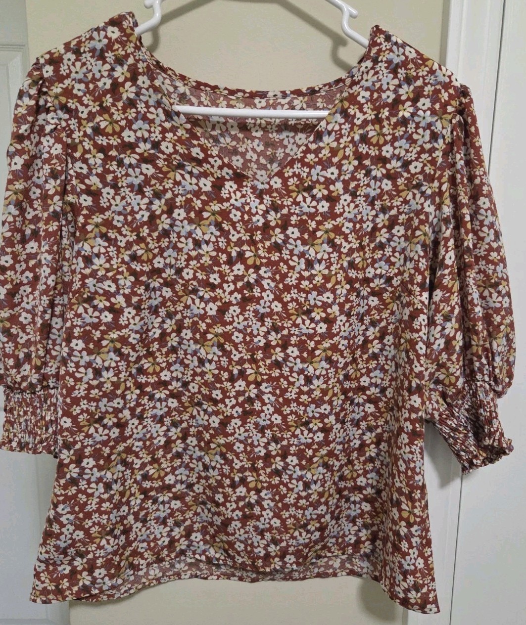 Ladies Multicolor Ditsy Floral Print Shirred Puff Sleeves Blouse Medium