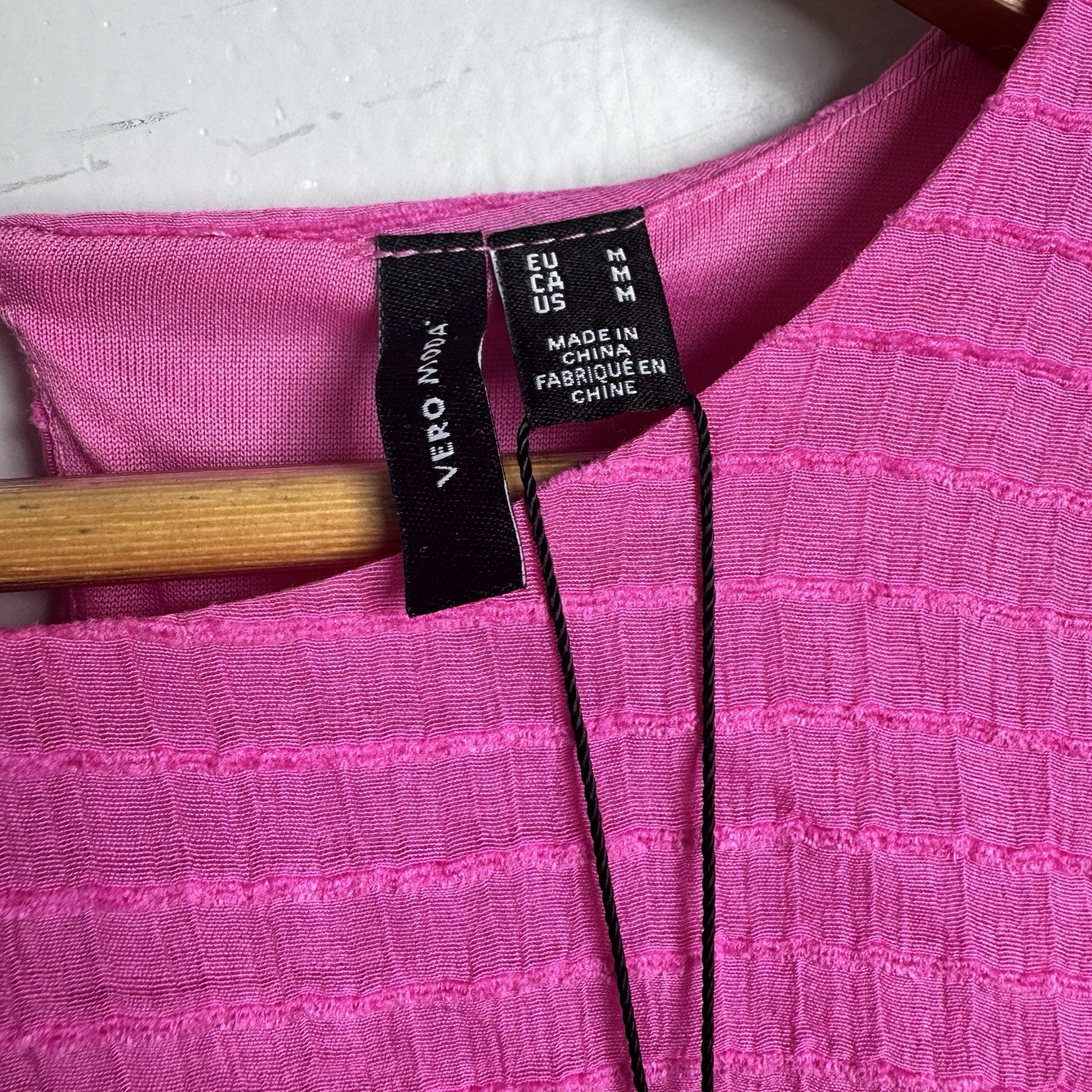 VERO MODA Women’s M Bright Pink Lined Lightweight Short Sleeve Textured Blouse