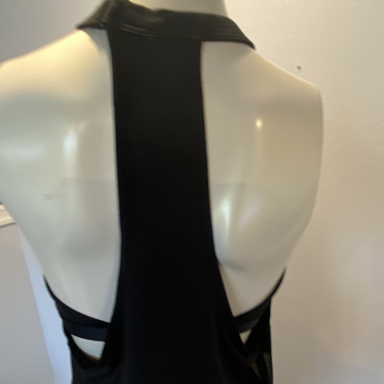 Athleta M Black Solid Halter Sleeveless Mesh Cut-Out Stretch Tank Top