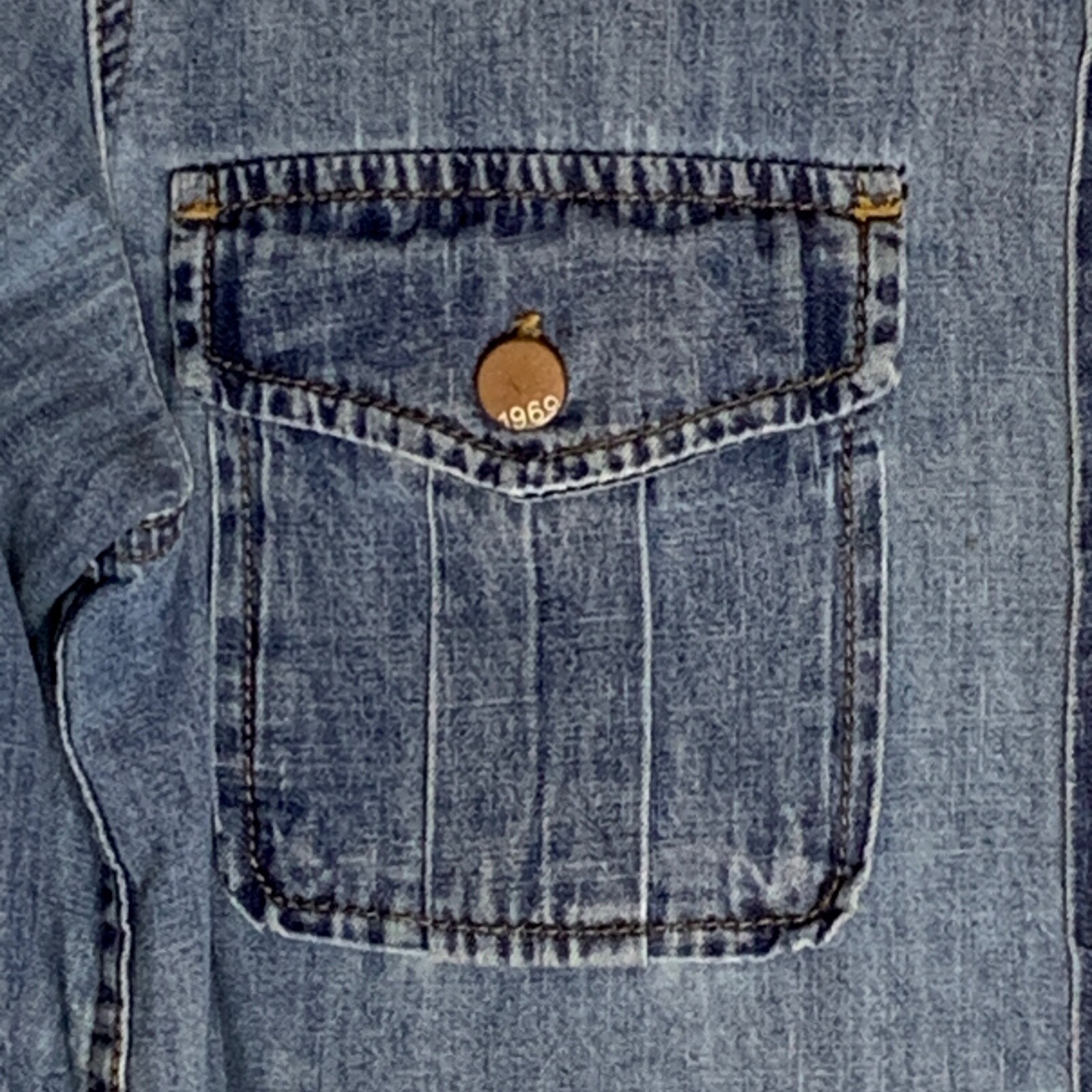 Gap 1969 Denim Long Sleeve Women’s Shirt SMALL Blue Button Up Western Cotton