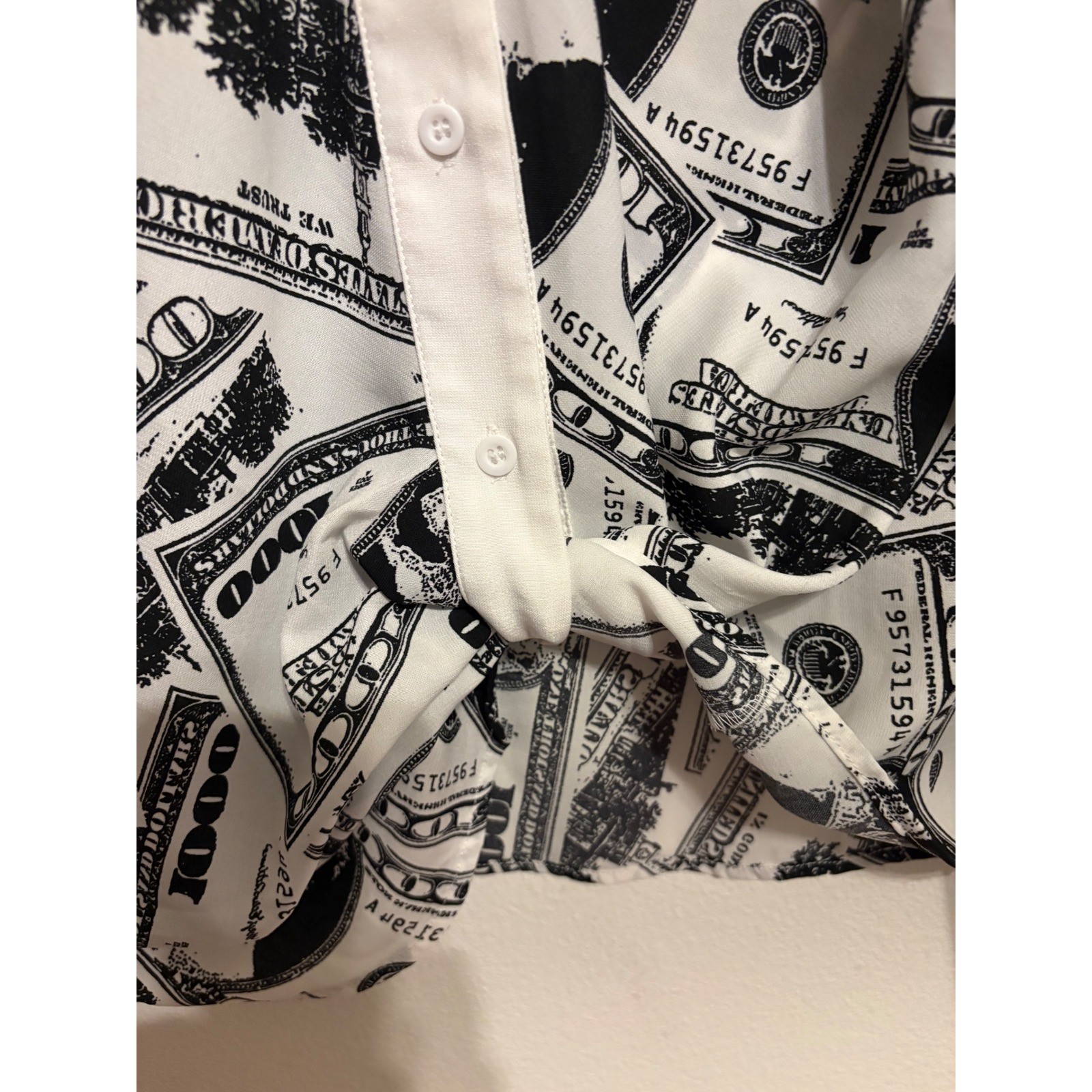Fashion Nova Womens XS Money Print Front Button Down Blouse Black White $1000