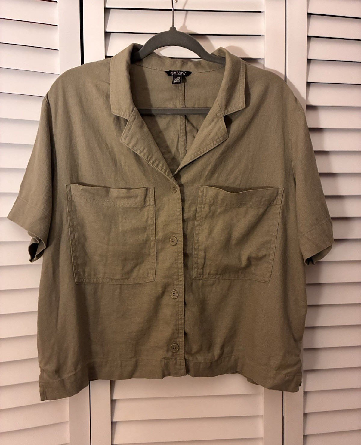 Buffalo David Bitton Green Linen-Viscose Button-Up Collared Pocket Top L