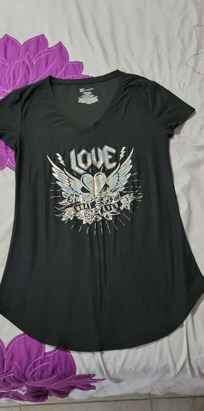 Women’s Junior teens Fitted T- Shirt Tops Size and colors Vary