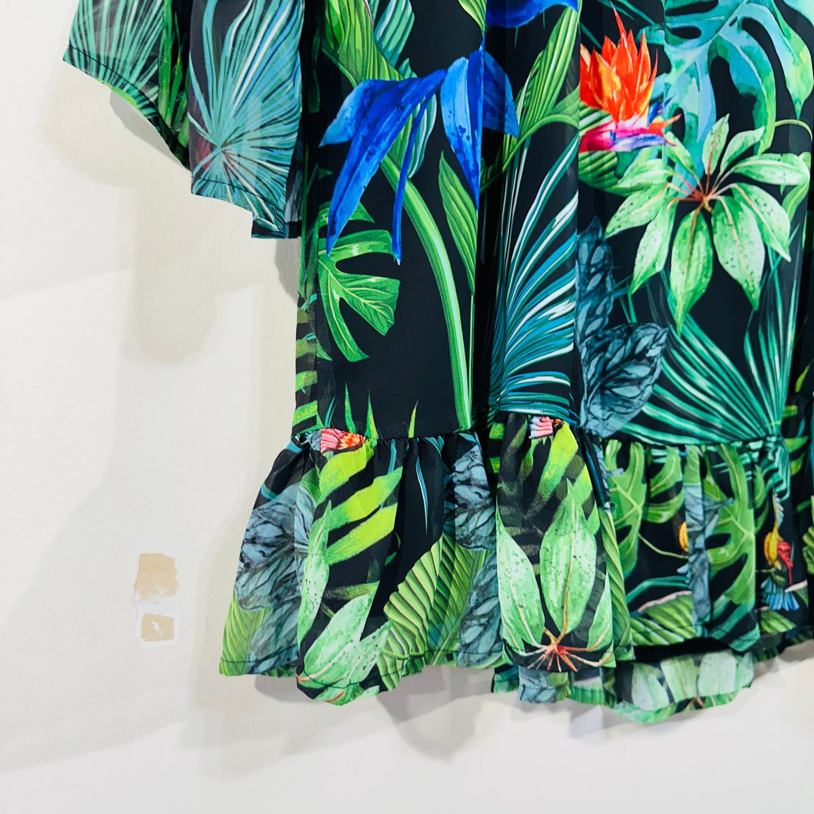 Virtuelle Blouse Top 14 Black Green Blue Birds Tropical Print Bell Sleeve Ruffle