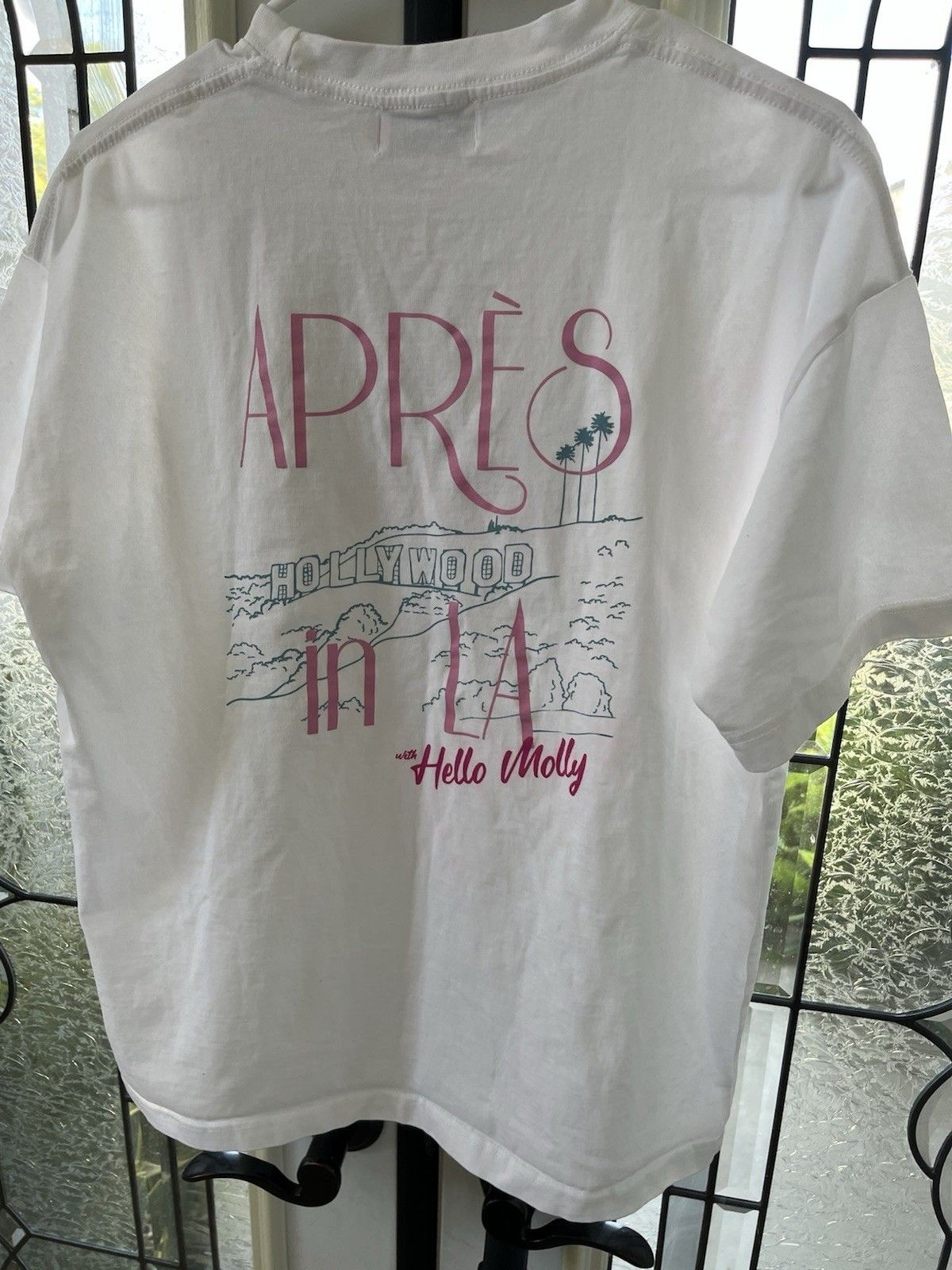 Hello Molly Womens Graphic Print T-shirt XL White Pink “Apre8 in LA” Preppy