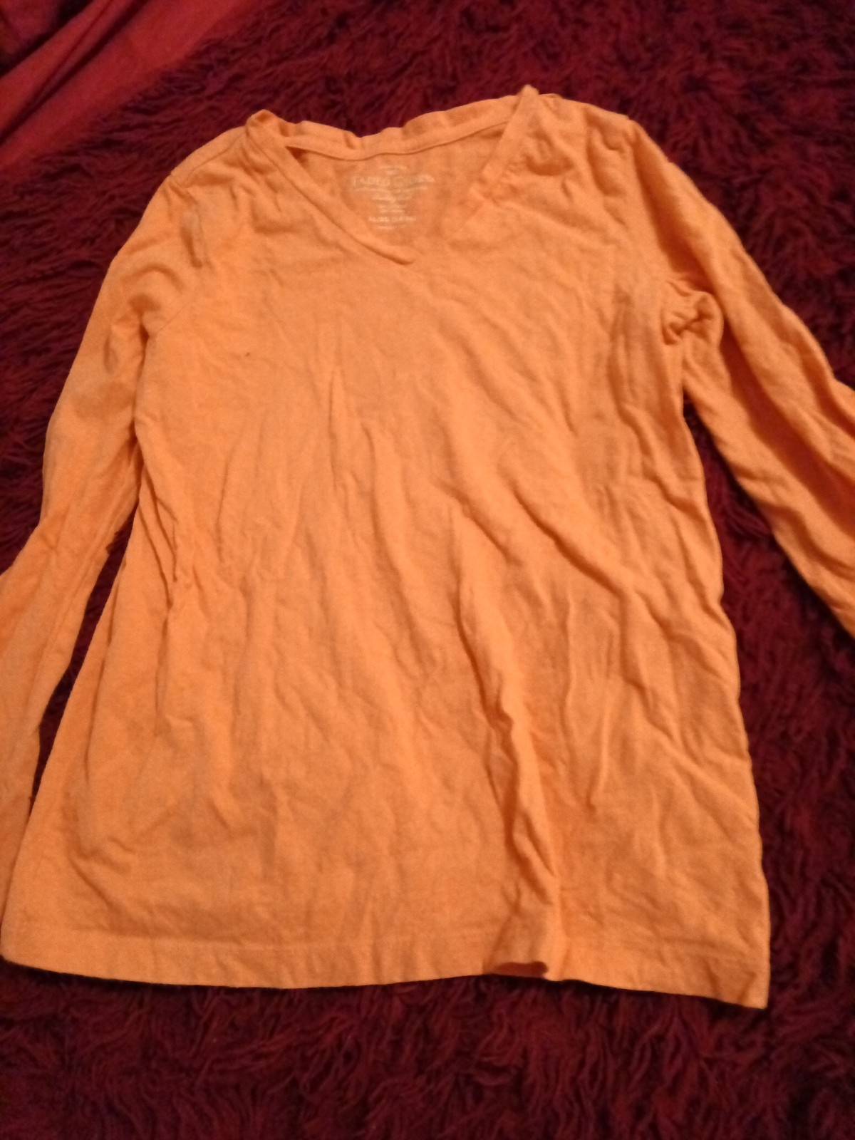 Faded Glory Long Sleeve Women’s V neck Peach Size XL (14-16)