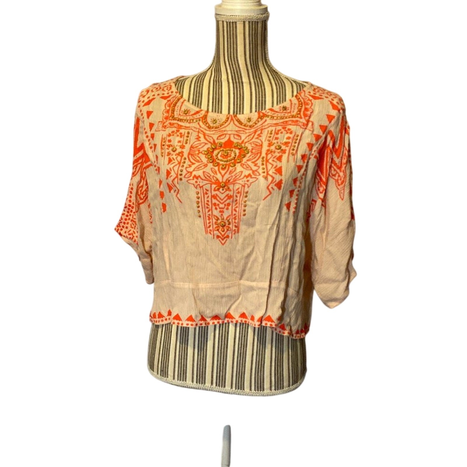 West 36th Corp Coral Peach Aztec Beaded Crop Top Keyhole Back Women’s Medium