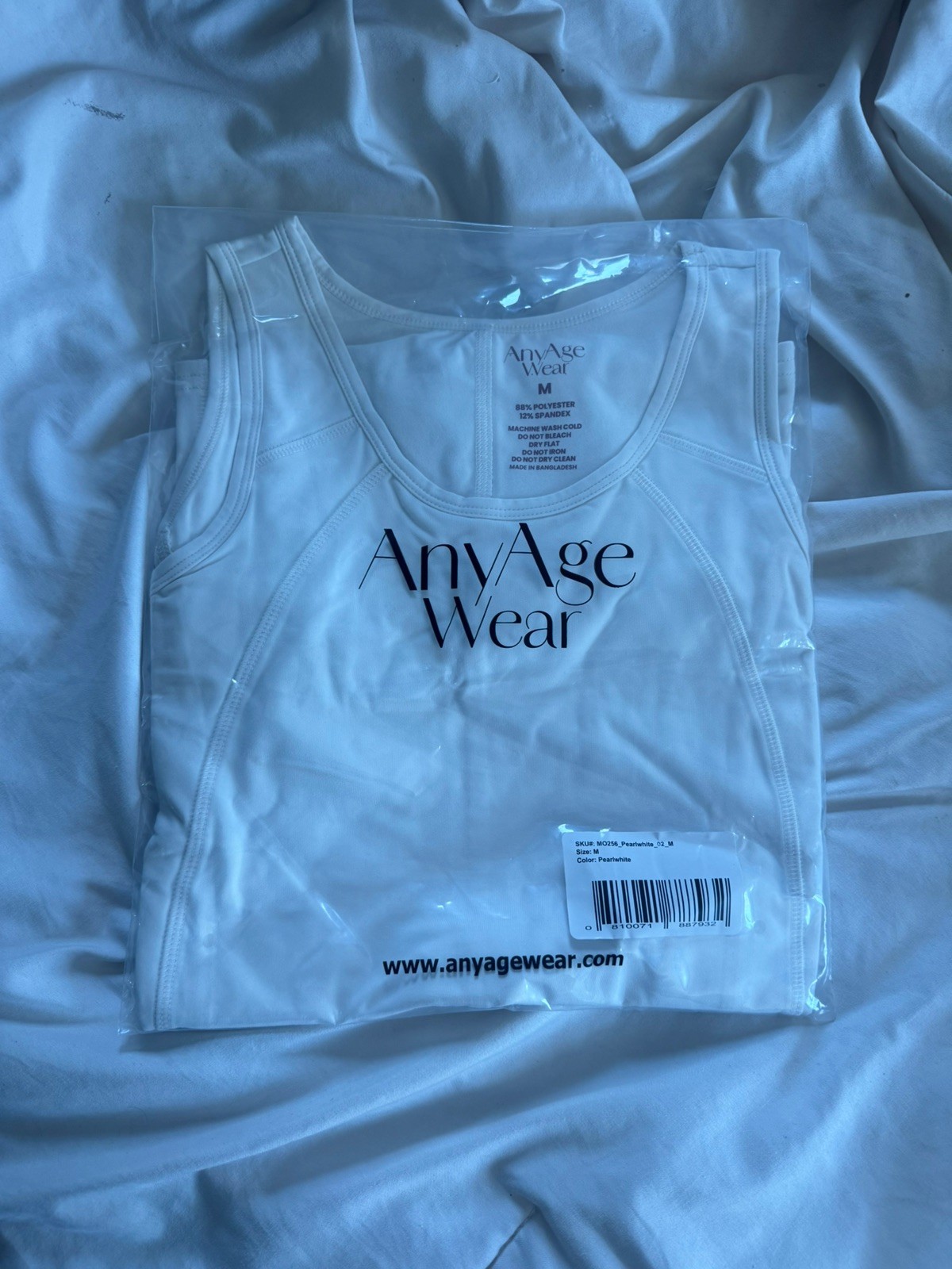 Any Age Anti Muffin Top Flowy White Tank Top Women’s Size M