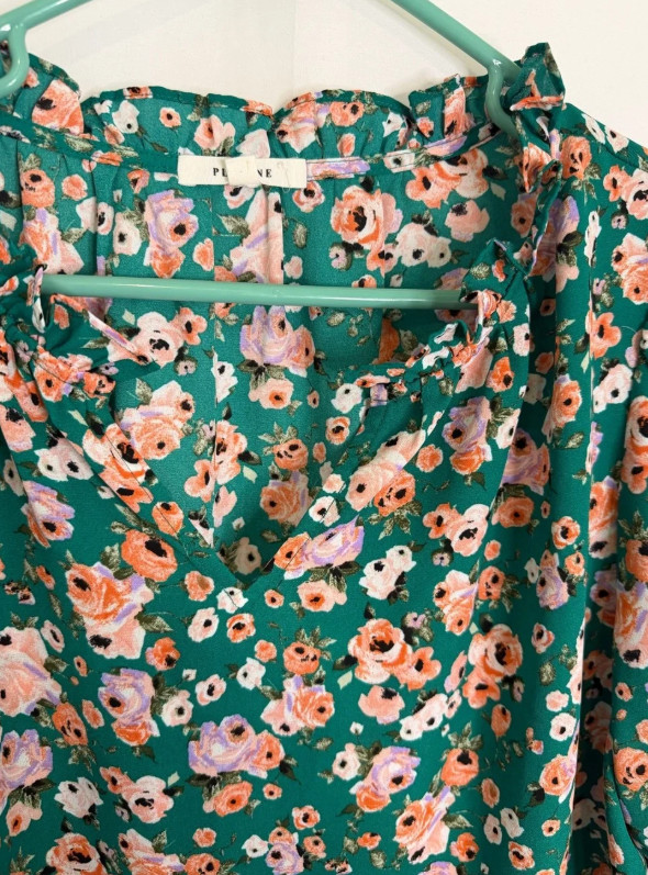 Pleione Green Floral V-Neck Ruffle Elbow Sleeve Blouse Size Large