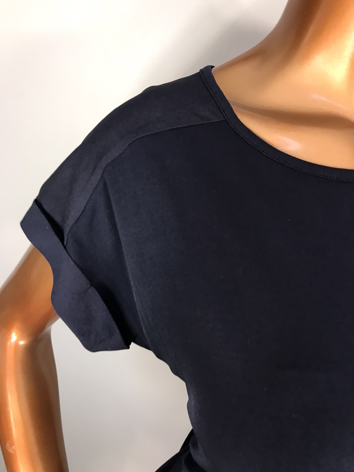 Calvin Klein M Top Stretch Navy CK Logo Buttons Blouse Sleveless Casual Easywear