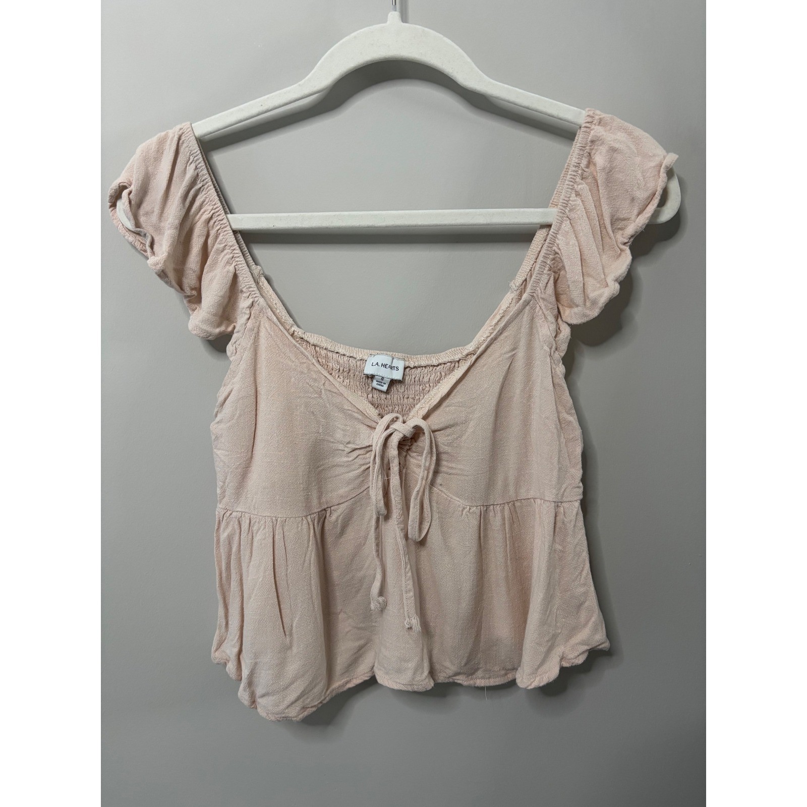 LA Hearts PacSun Peach Pink Ruffle Cap Sleeve Smocked Babydoll Peplum Top Small