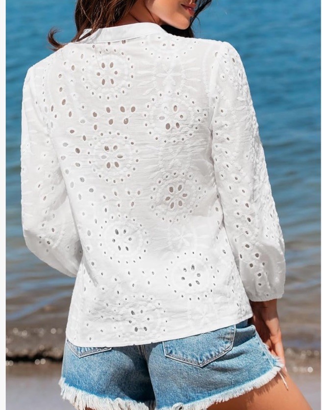 NWT Cupshe Eyelet Blouse Womens Medium White Long Sleeve V-Neck Button Front