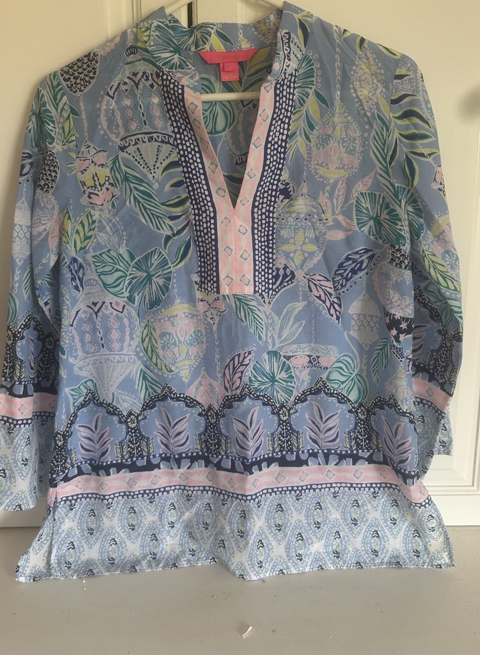 Lilly Pulitzer Asani Tunic Top Blue Peri Lapis Lanterns Silk Blouse Size XS EUC