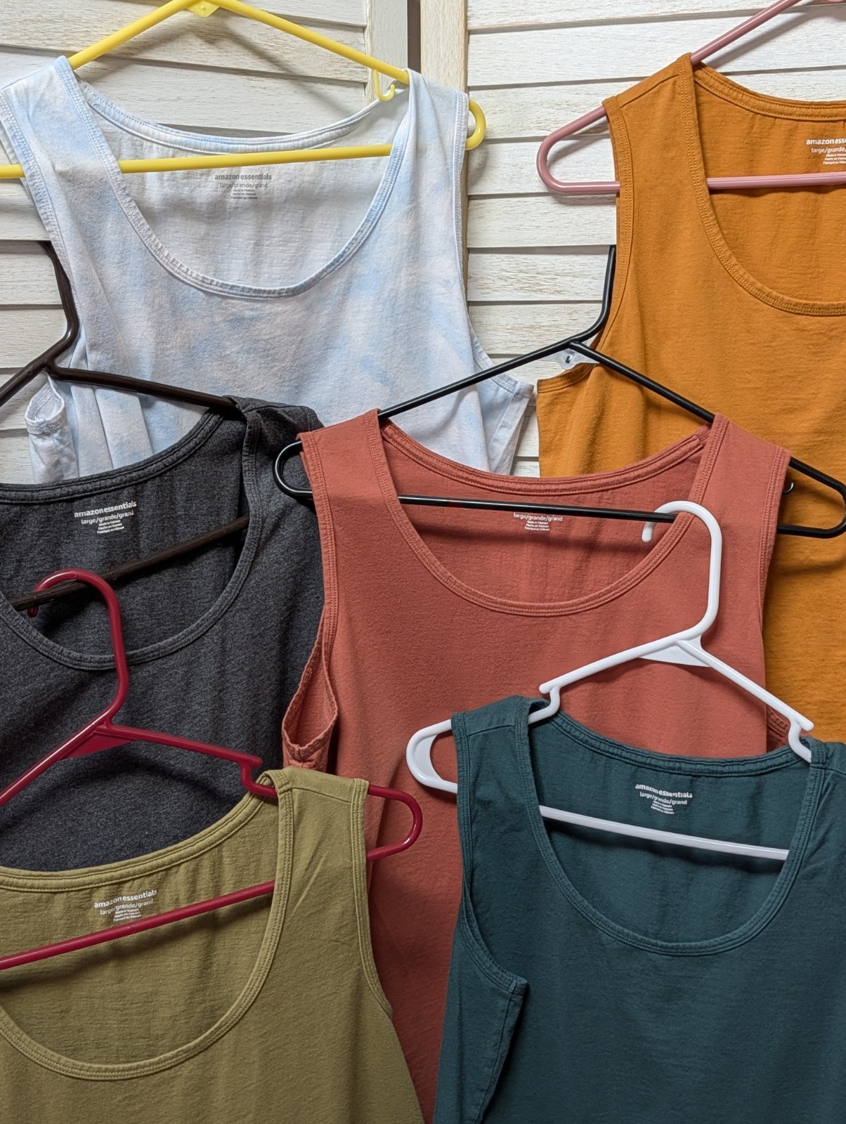 Amazon Essentials Women’s Lg Classic-Fit Cotton Sleeveless Tank Top U pick color