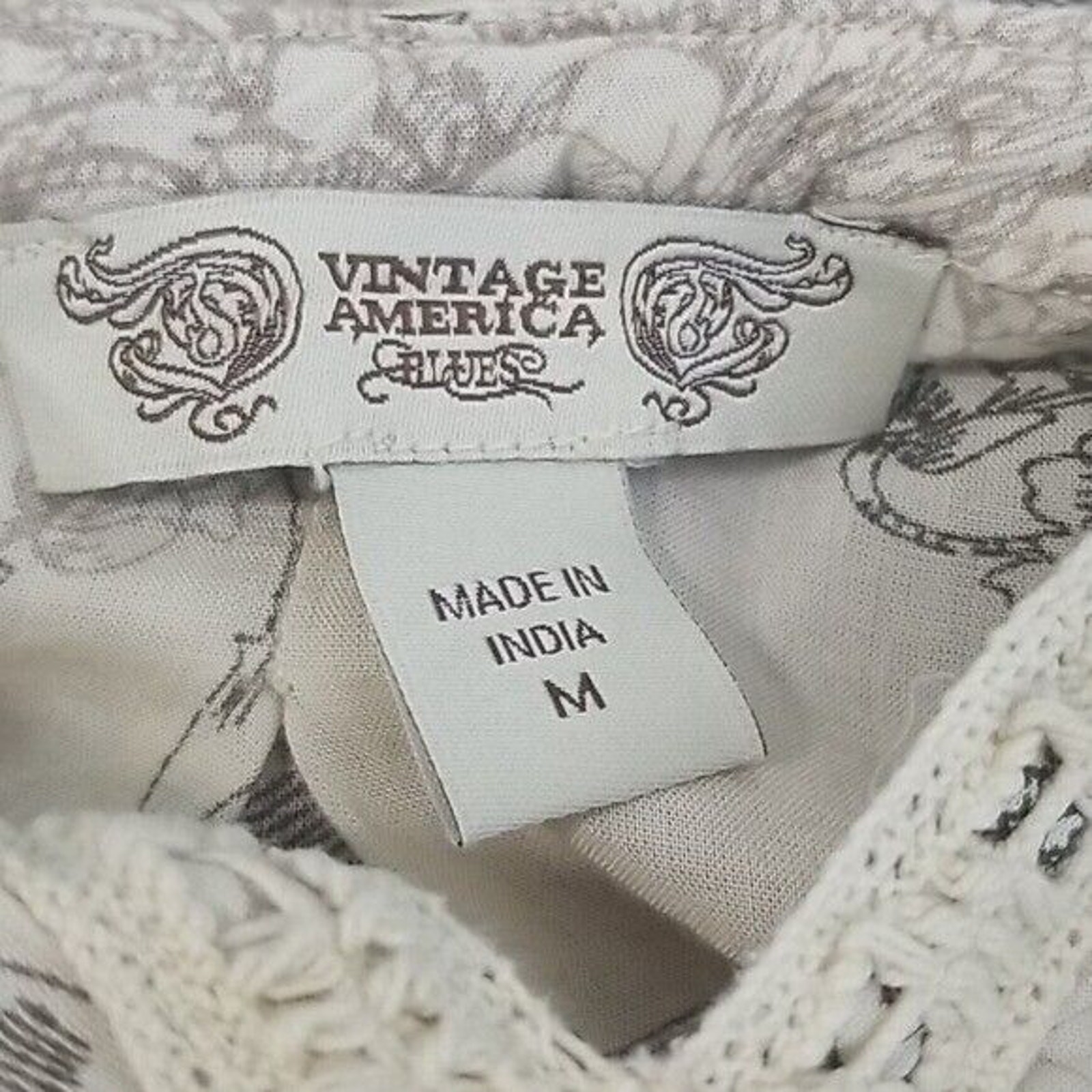 Vintage America Tunic Blouse Womens M Gray Floral Blouse Long Sleeves Top V-Neck