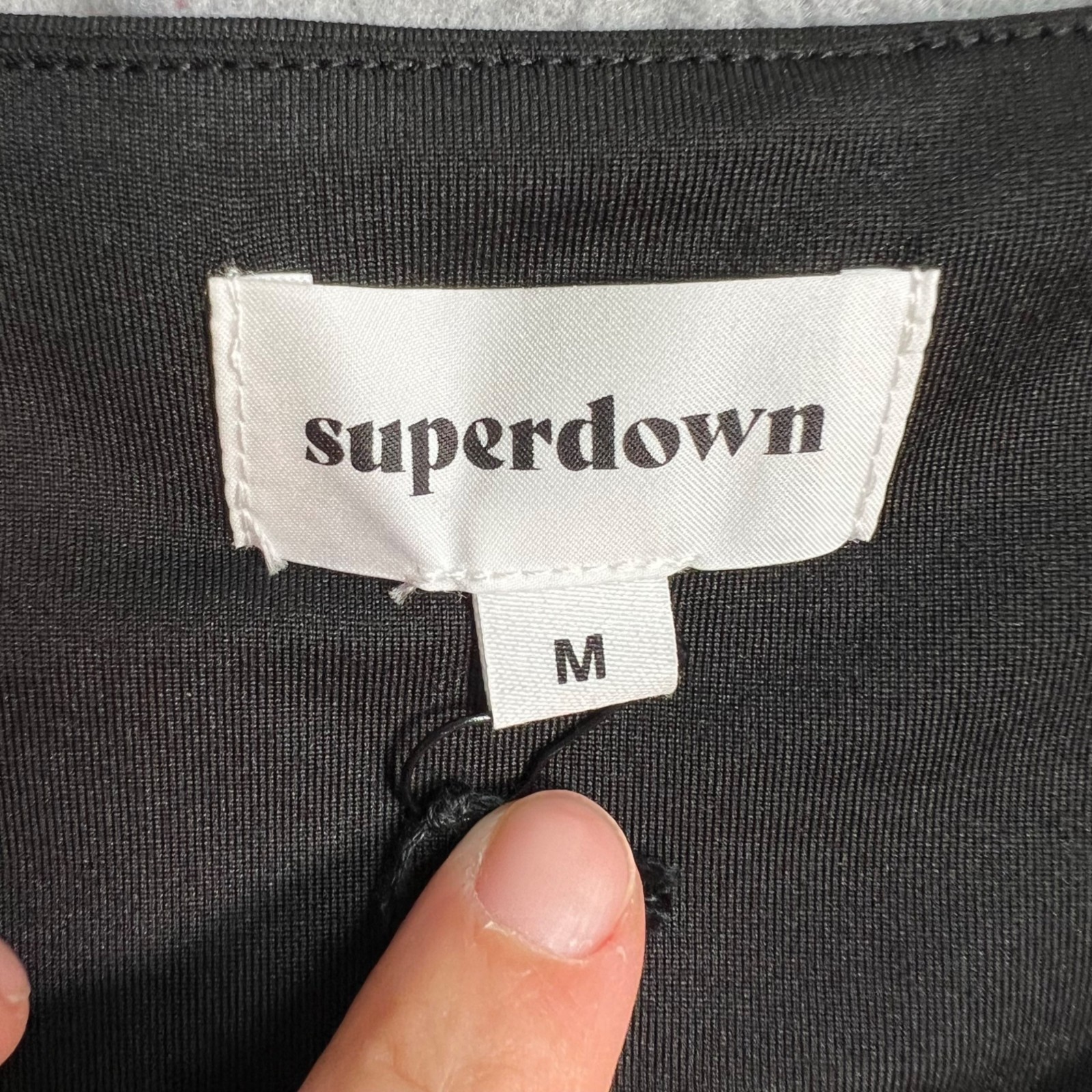 Superdown Womens Small Black Cropped Tank Top With Cutouts & Hook Detail NEW!