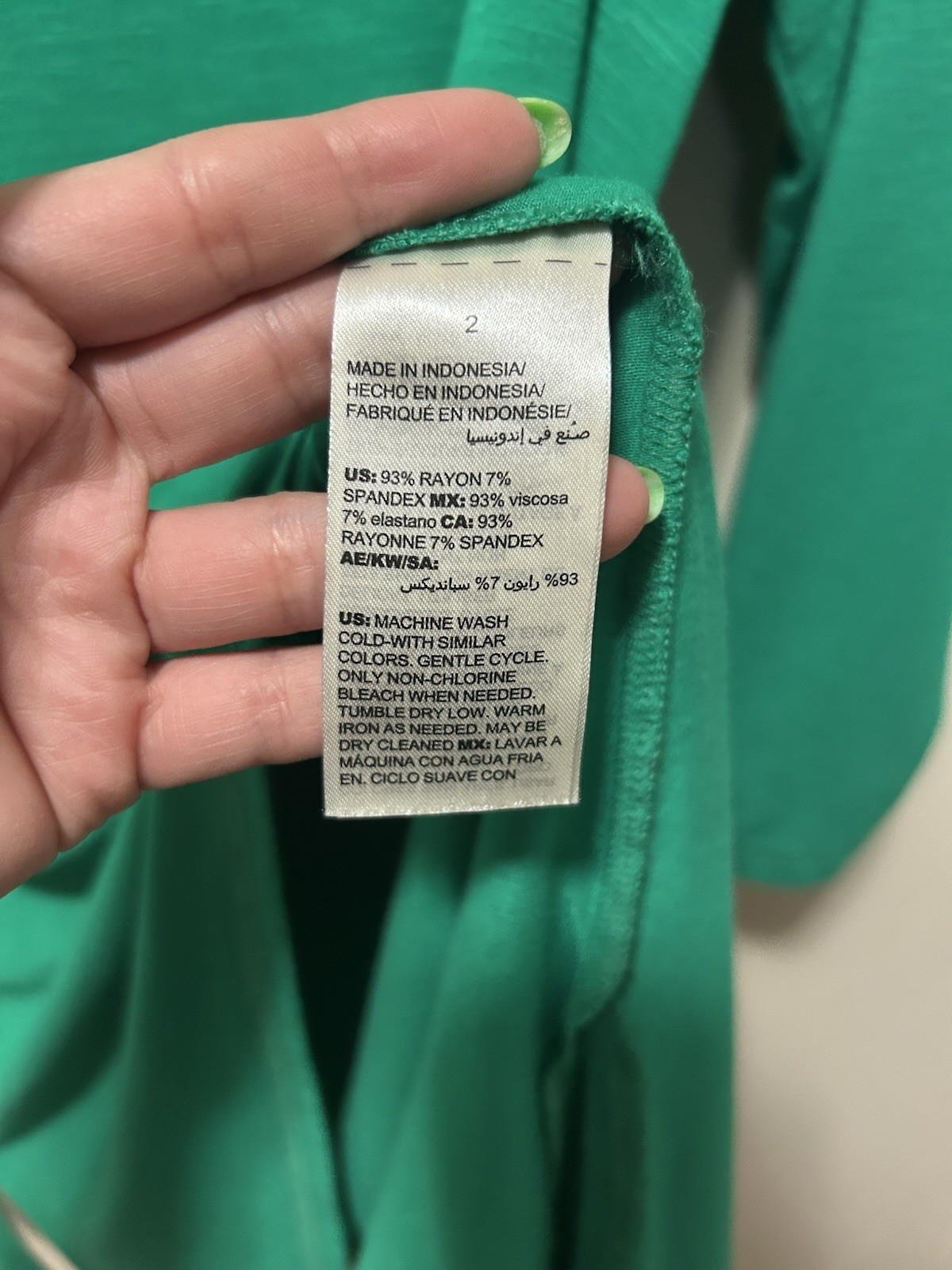 Chico’s Zenergy Tunic 2 Large Sea Green Shark Bite Hem 3/4 Button Tab Sleeves