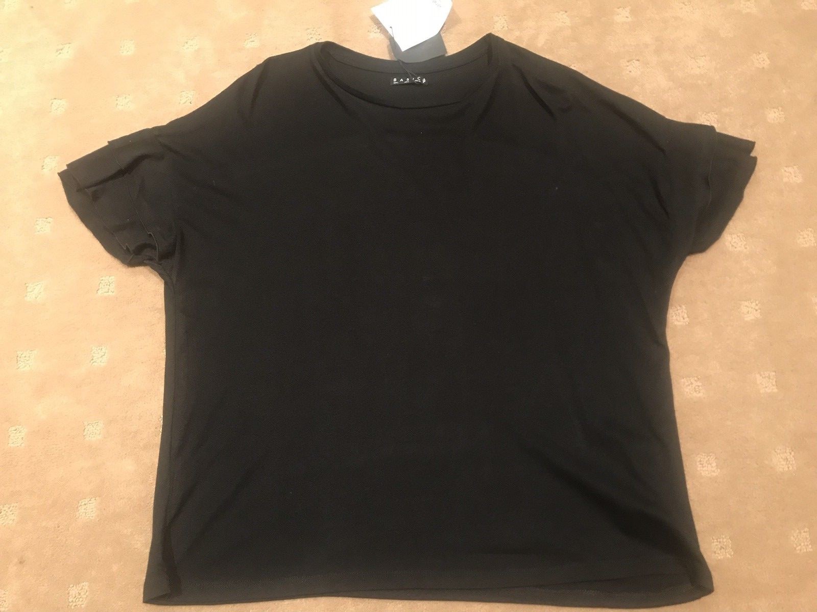 STRADIVARIUS LADIES BLACK SHORT SLEEVE TOP SIZE SMALL BRAND NEW WITH TAGS