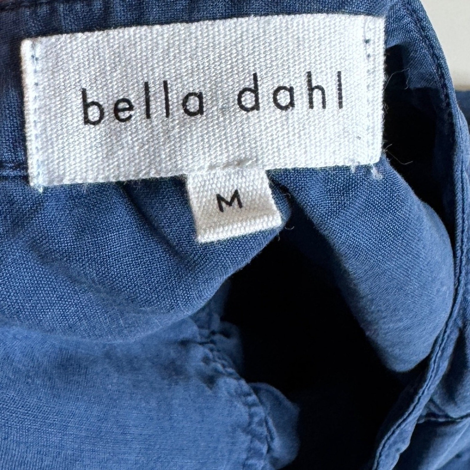 Bella Dahl Button Up Tie Front Navy Tencel Short Sleeve Top Women’s Size Medium