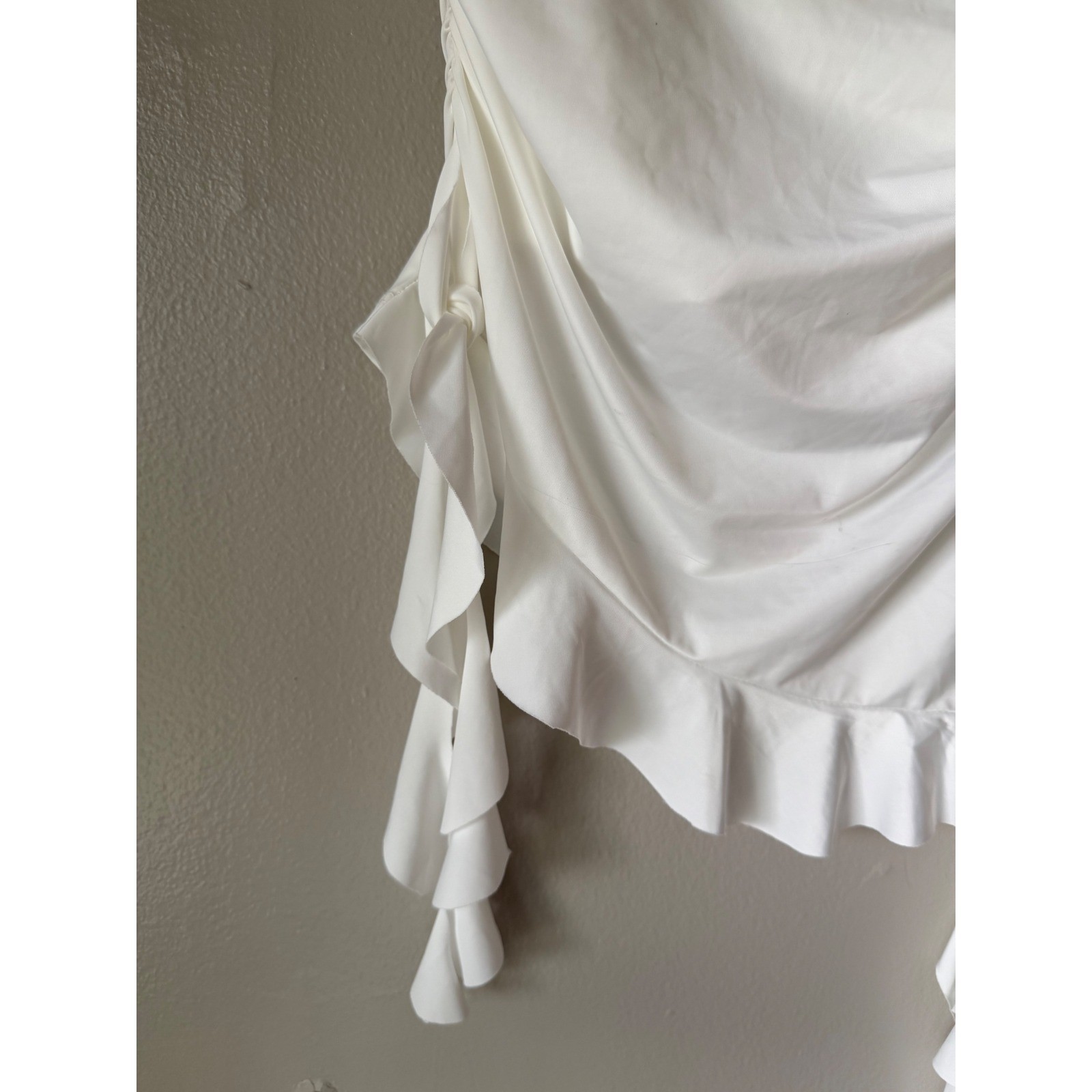 Thirty Thirty LA White Ruched Ruffle Asymmetrical Tube Top Large NWT