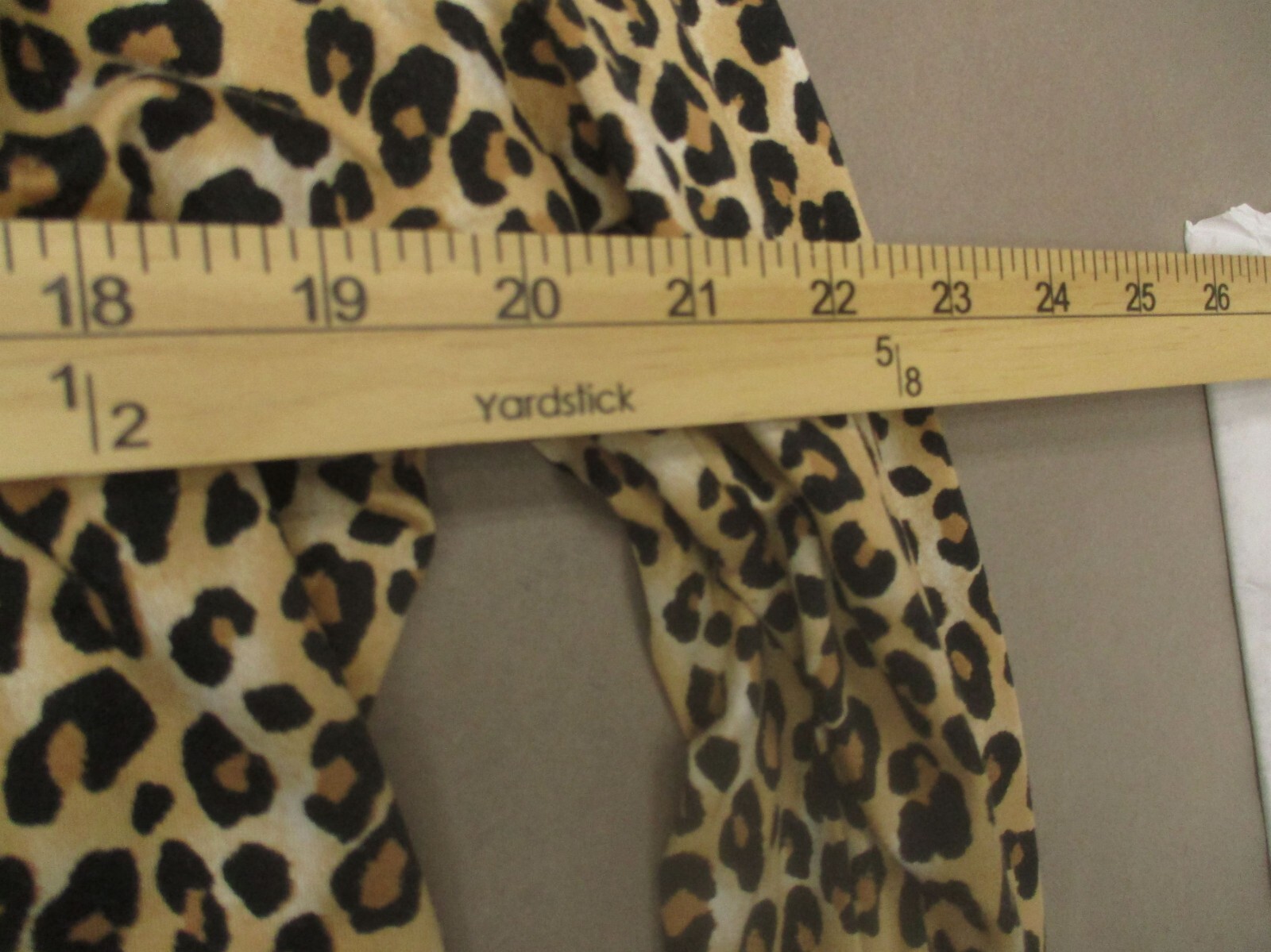 Linea Donatella Size L Womens Animal Print Scoop Neck Long Sleeve Blouse 242