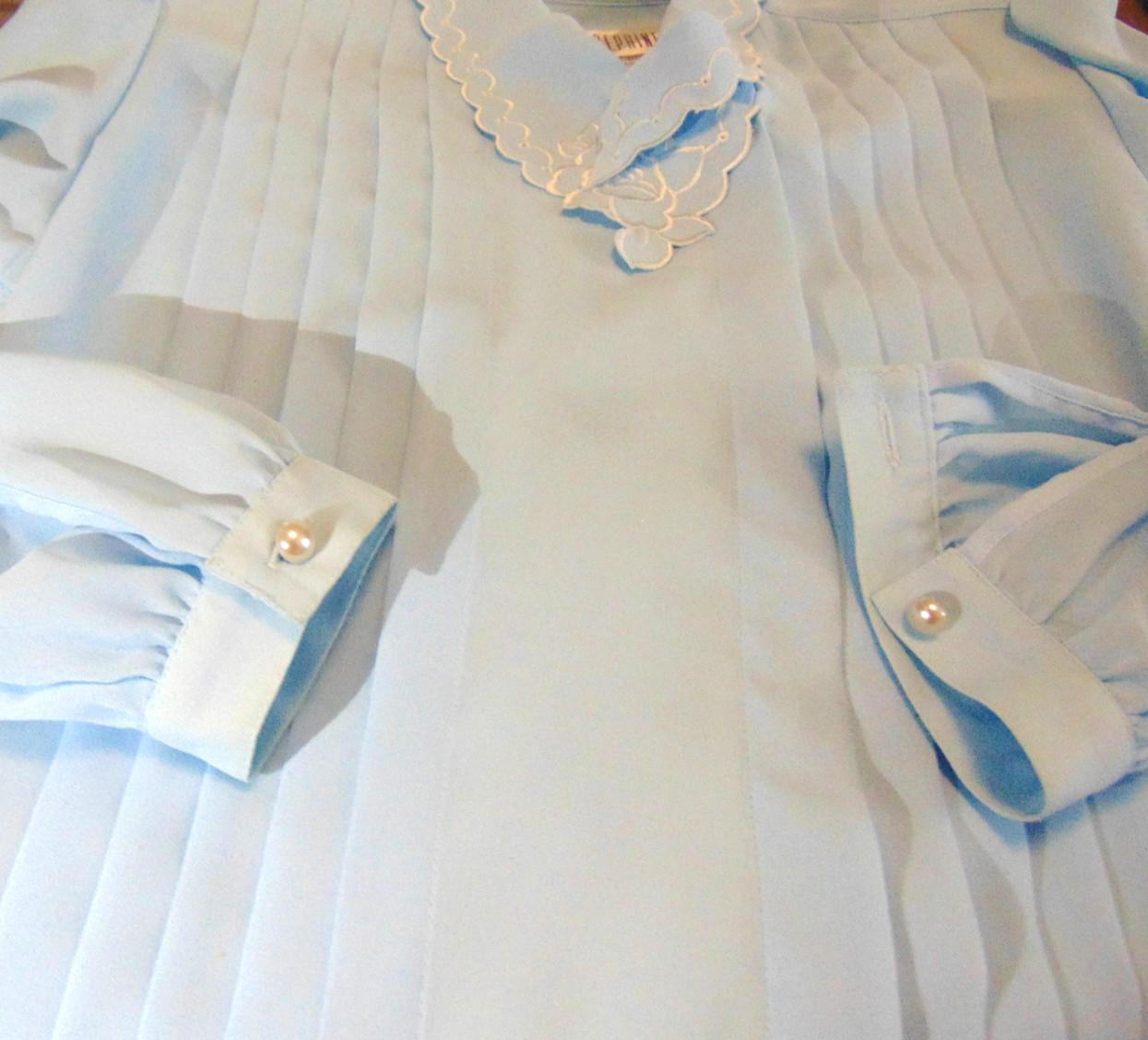 VINTAGE JOSEPHINE WOMENS POLYESTER BLUE PLEATED FLORAL EMBROIDERED BLOUSE~6