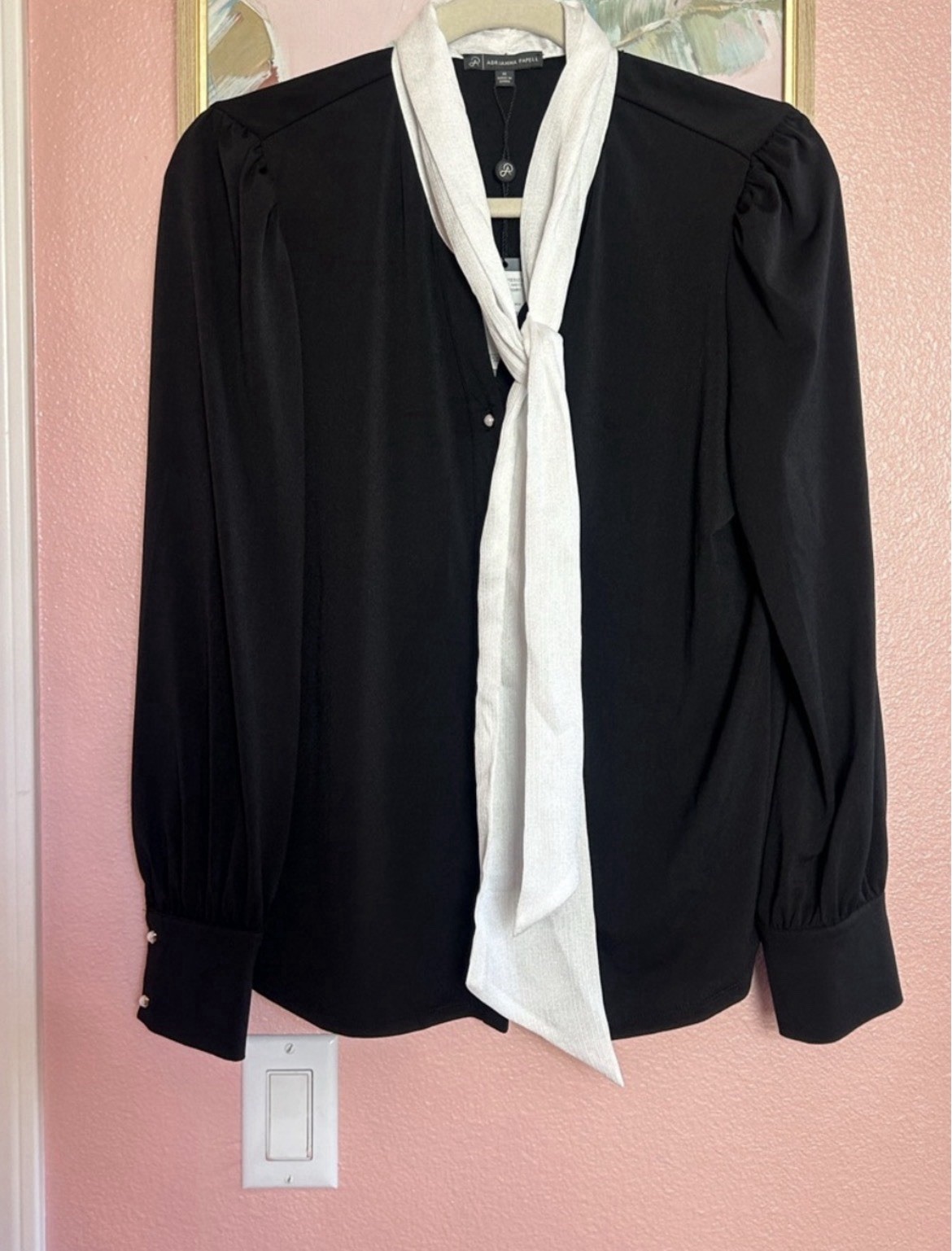 Adrianna Papell BlK Long Sleeve blouse White Tie neck pussybow work office NWT M