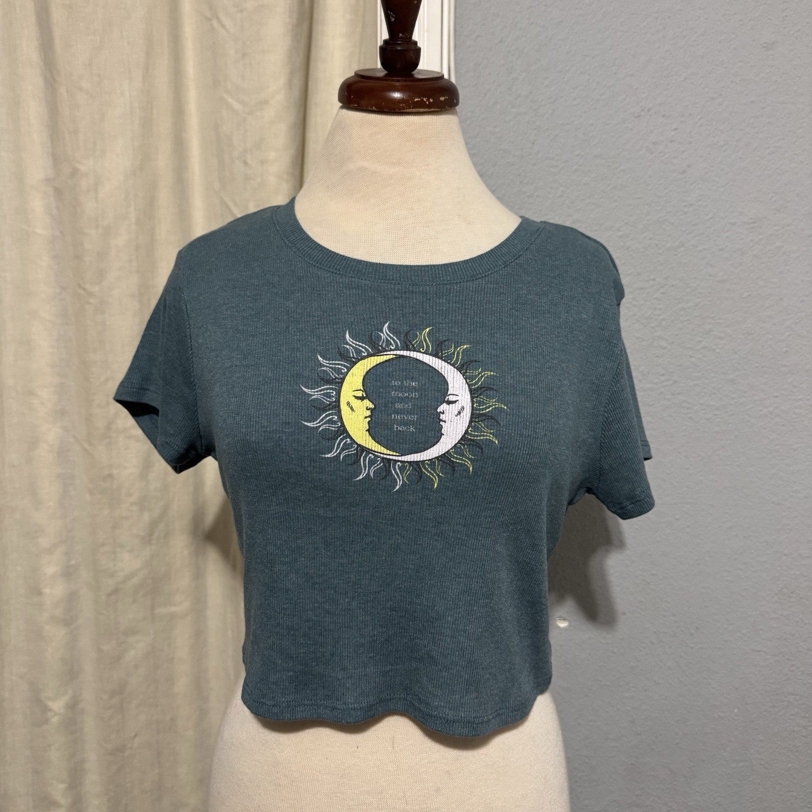 NIKXIE Los Angeles Women Dark Blue Bohemian Moon & Sun Hippie Cropped Top Sz XL