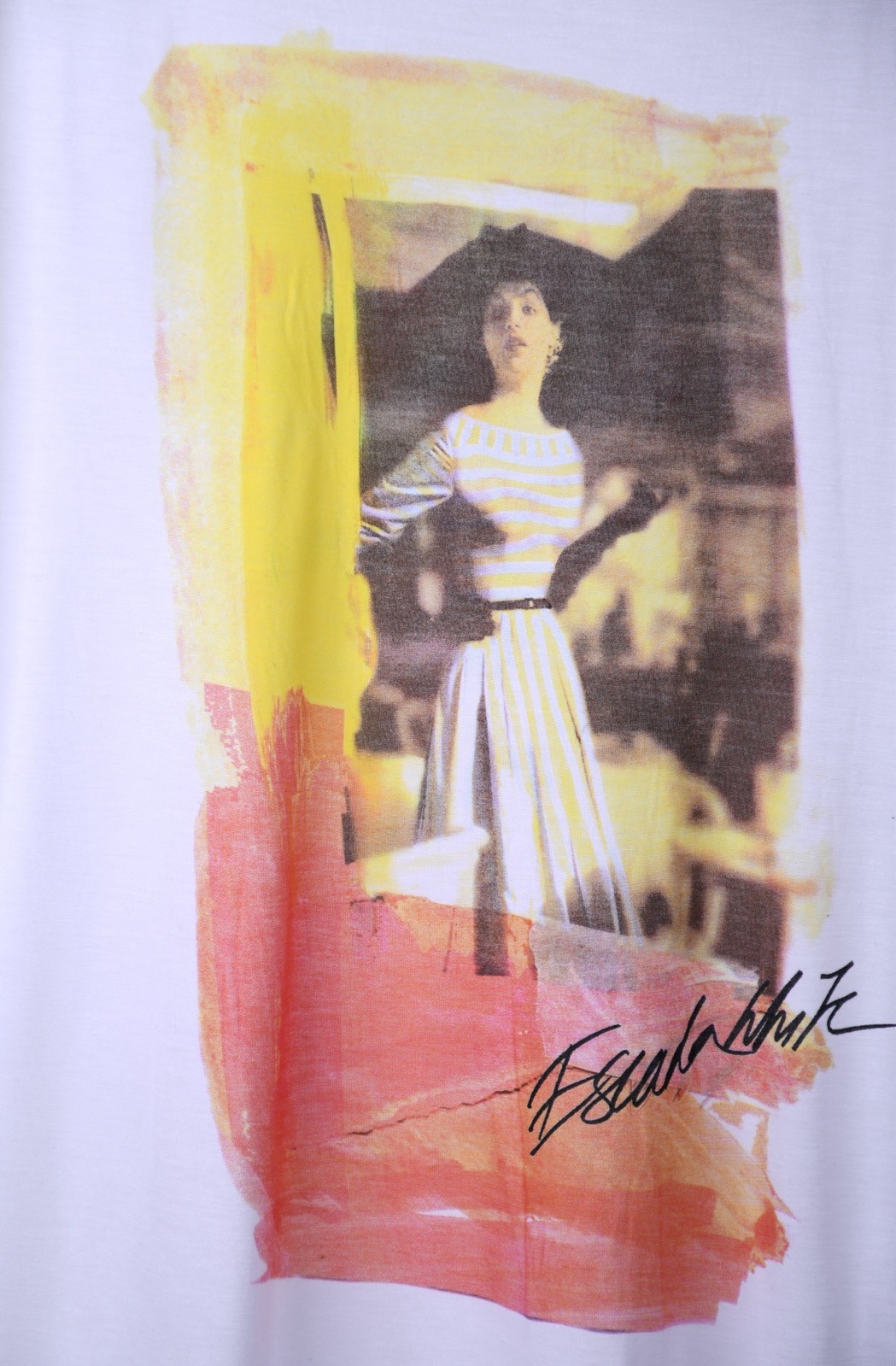 ESCADA Emral White Graphic Tee Mid Century Fashion Photo Print Portrait Women M