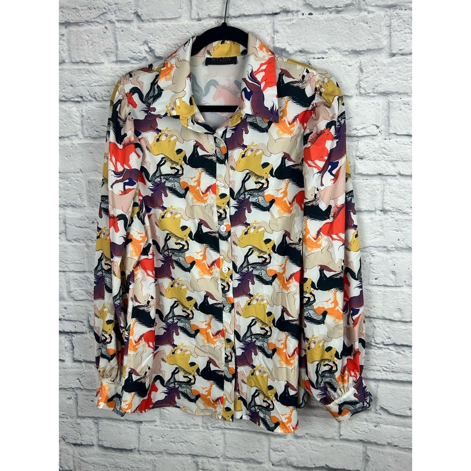 Nylon Apparel Horse Print Button Front Blouse Women’s Large Western Equestrian