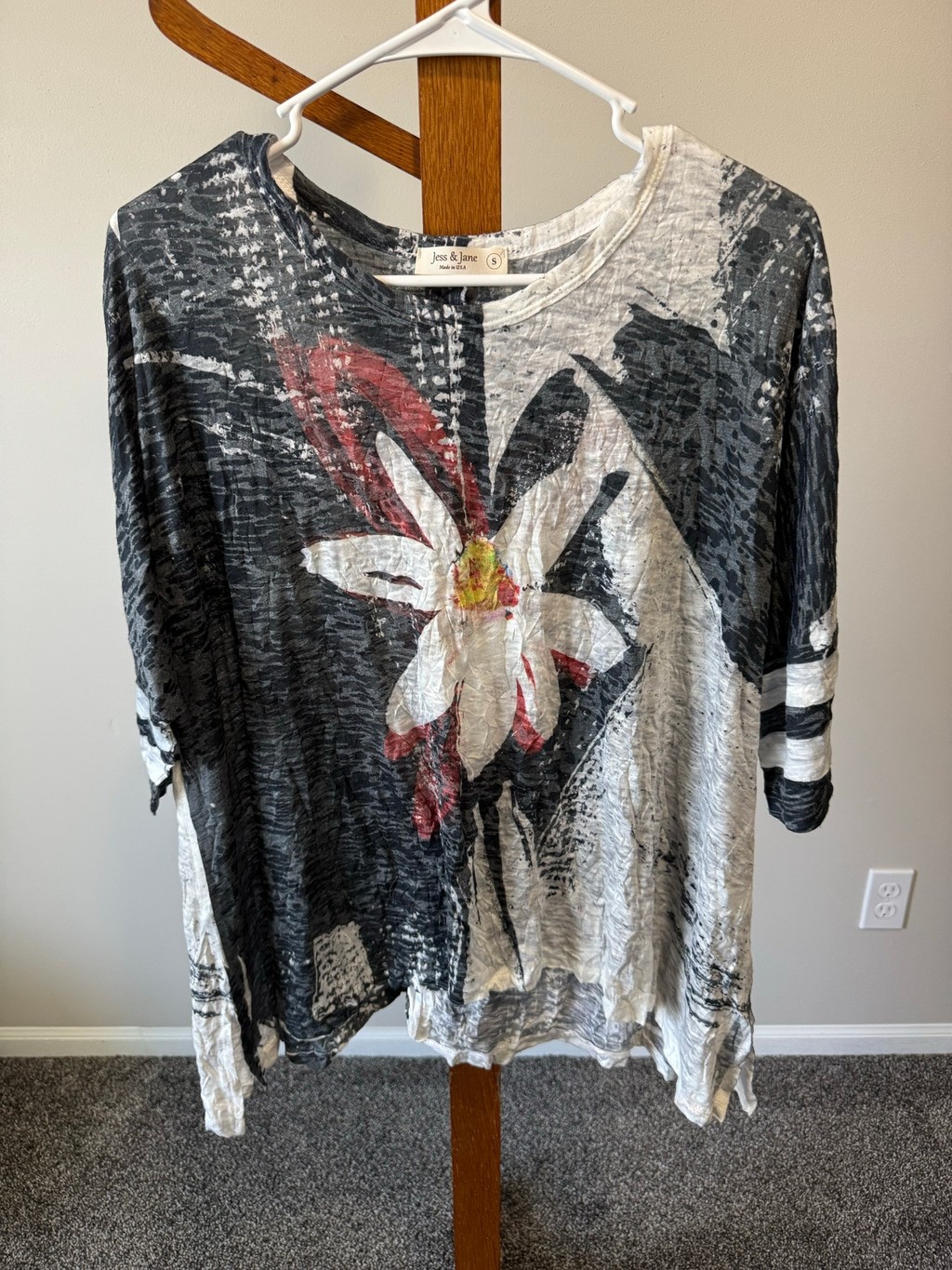 Women’s Jess & Jane Mineral Washed Floral Print Black/White Tunic Tunic S