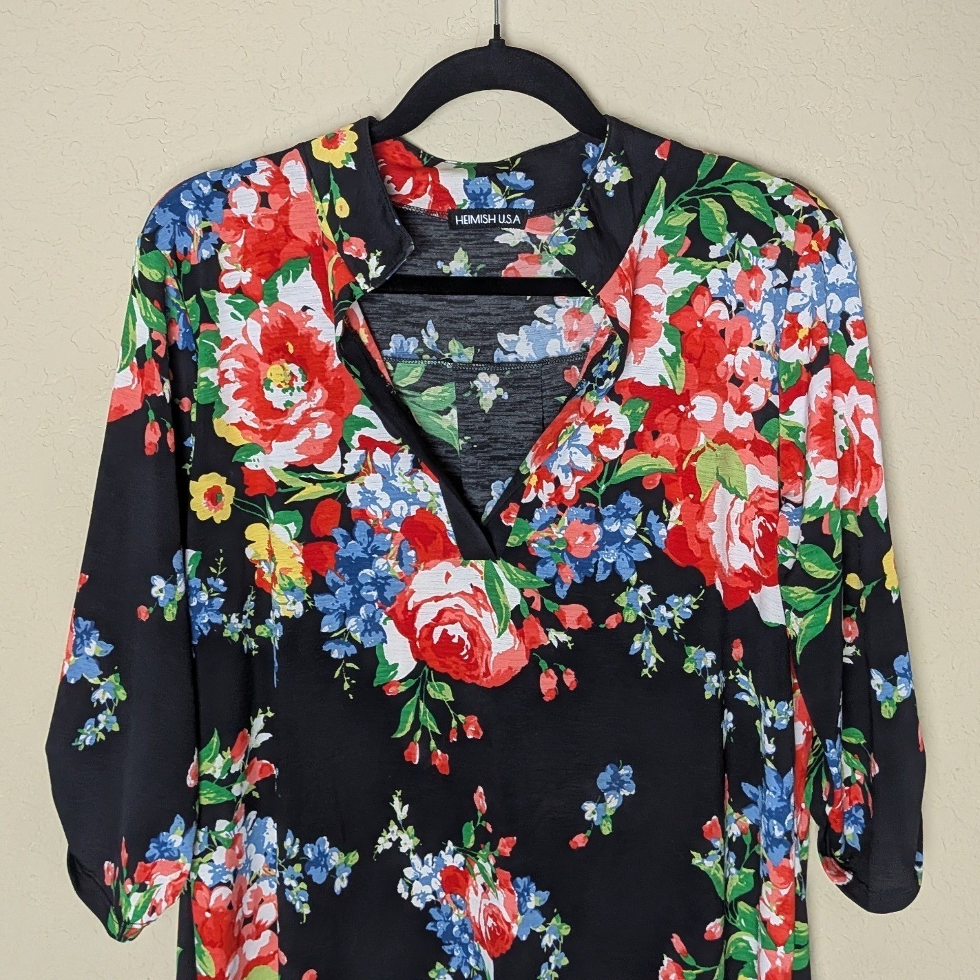 Heimish USA Floral Blouse Black with Red Blue Green Print Size M Cottage Boho