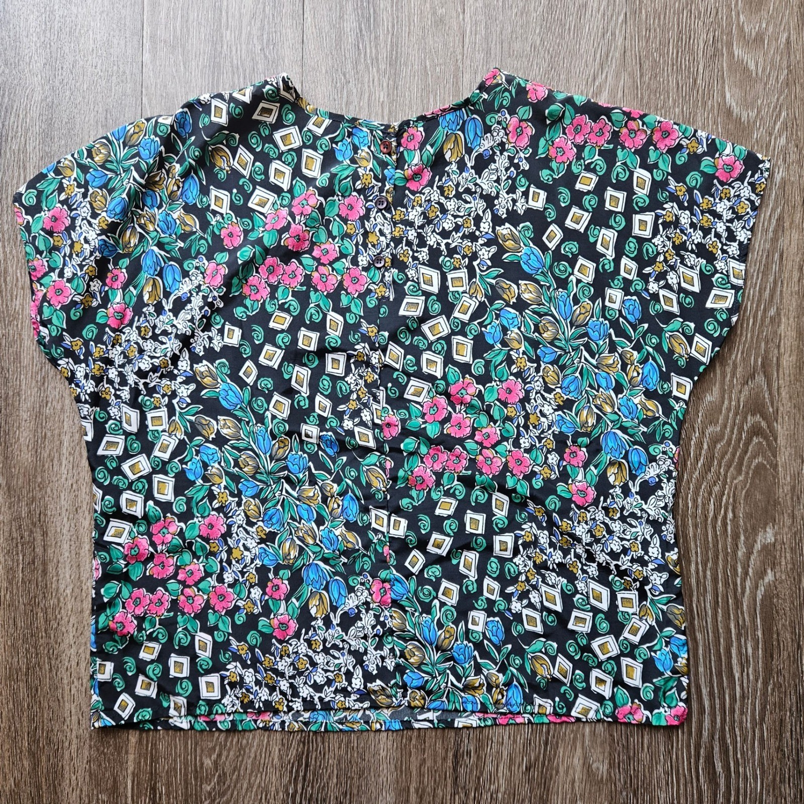 Diversity Essentials Floral Print Top Vintage Style Women’s Size L