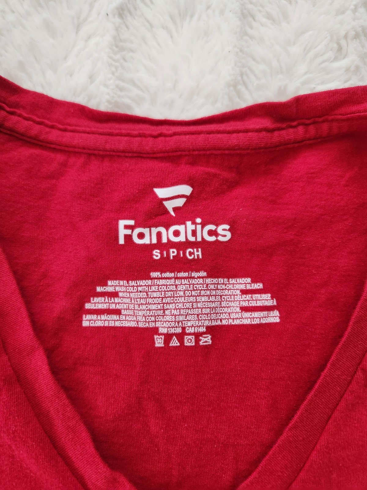 Fanatics Team USA Olympic Red V-Neck T-Shirt Women’s Small S Retro Graphic Tee